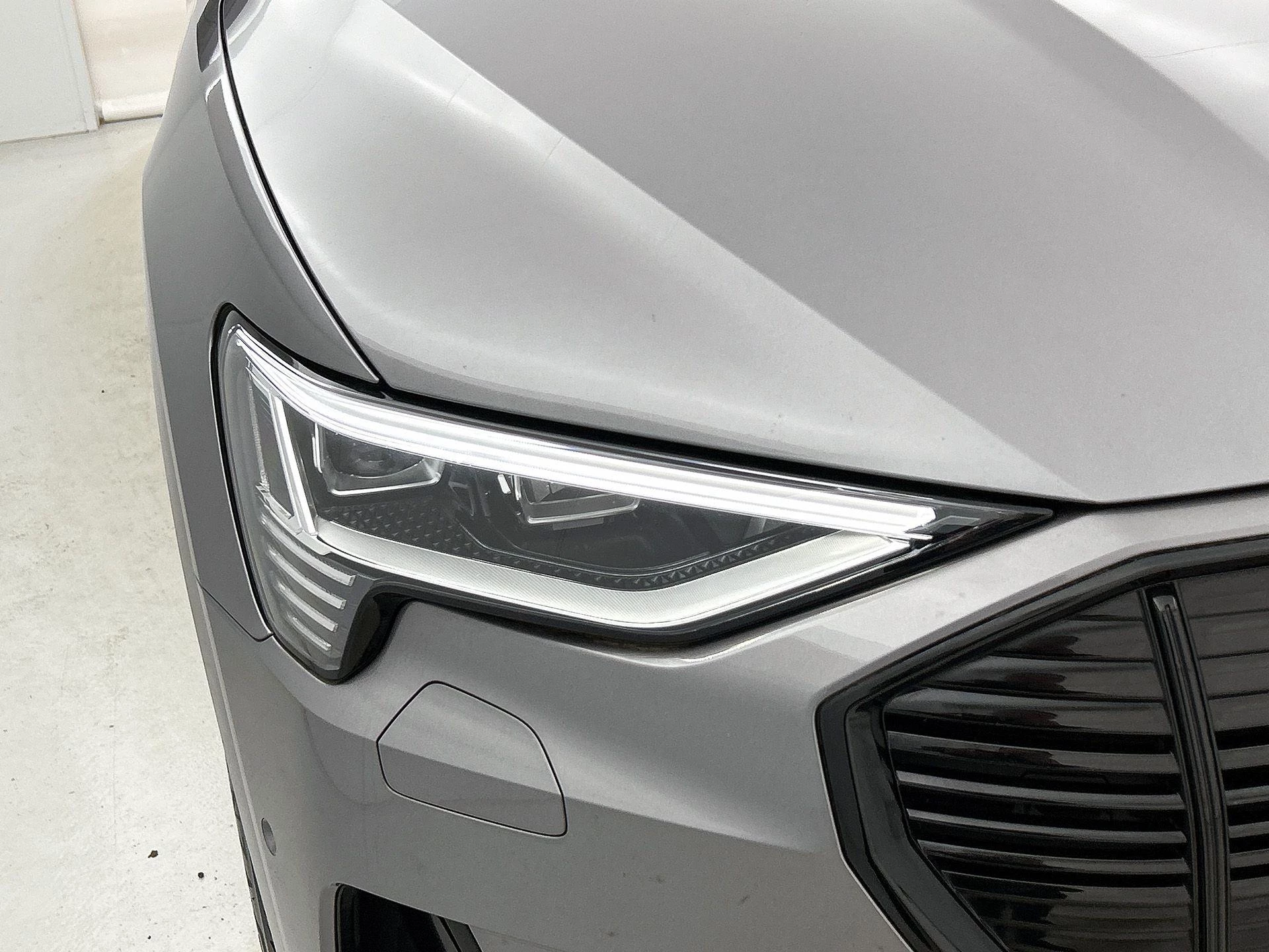 Audi-e-tron-image-6