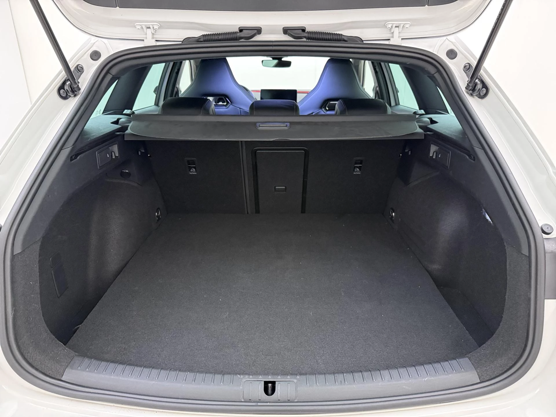 CUPRA Leon Sportstourer 1.4 e-Hybrid Business