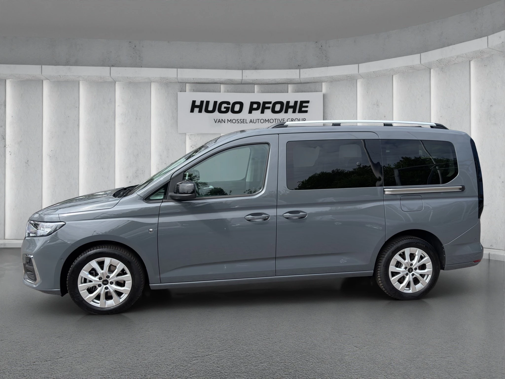 Ford Tourneo Connect Grand Titanium Aut.*AHK*ACC*KAM*NAVI*SHZ