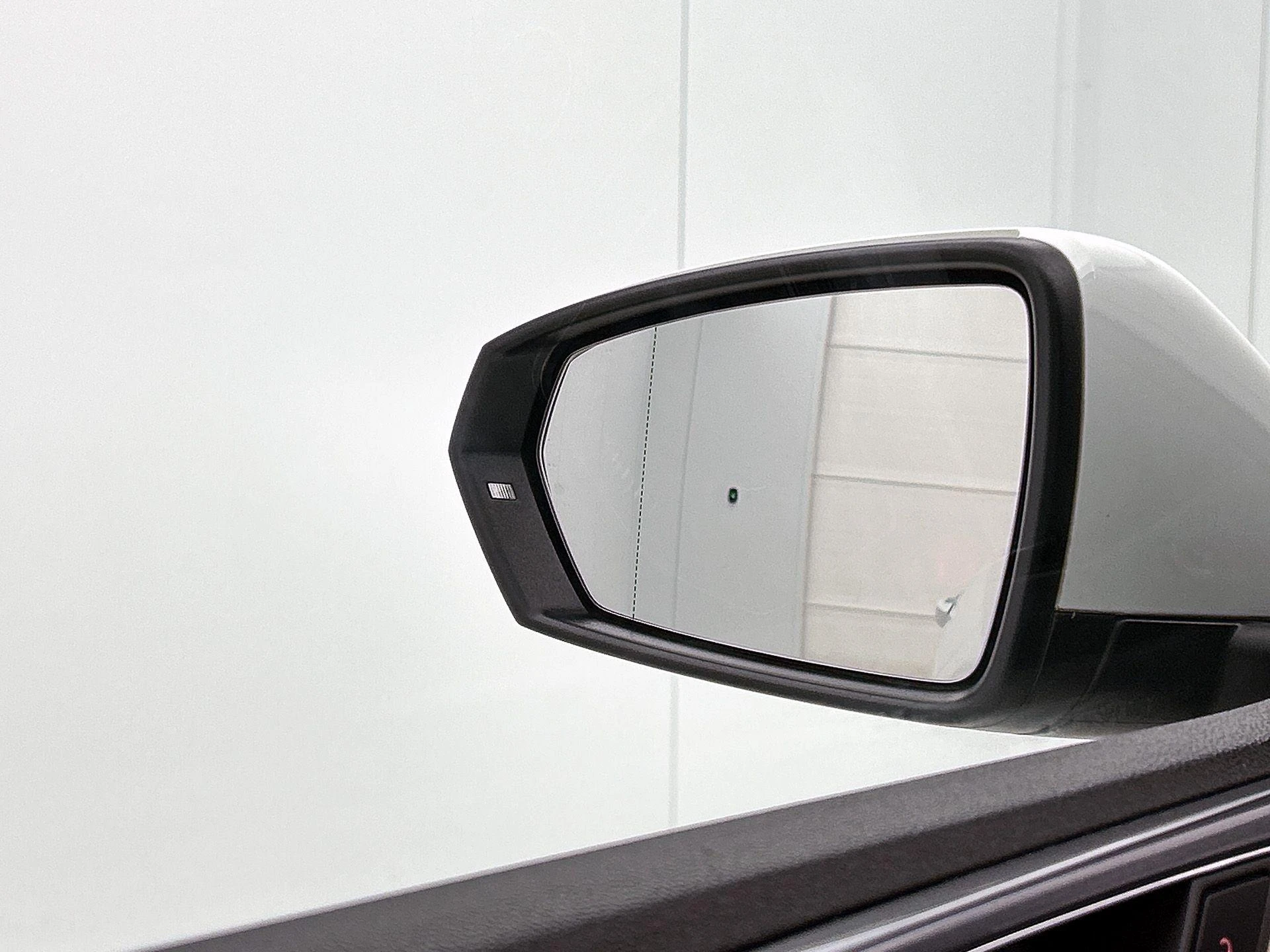 Volkswagen-Polo-image-19