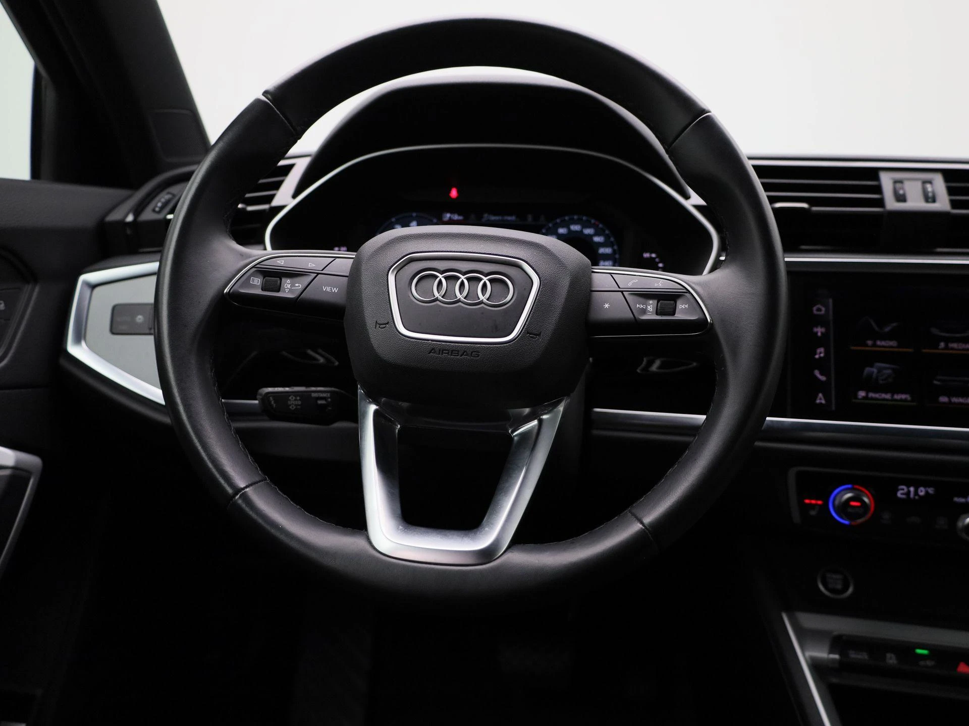 Audi-Q3-image-7