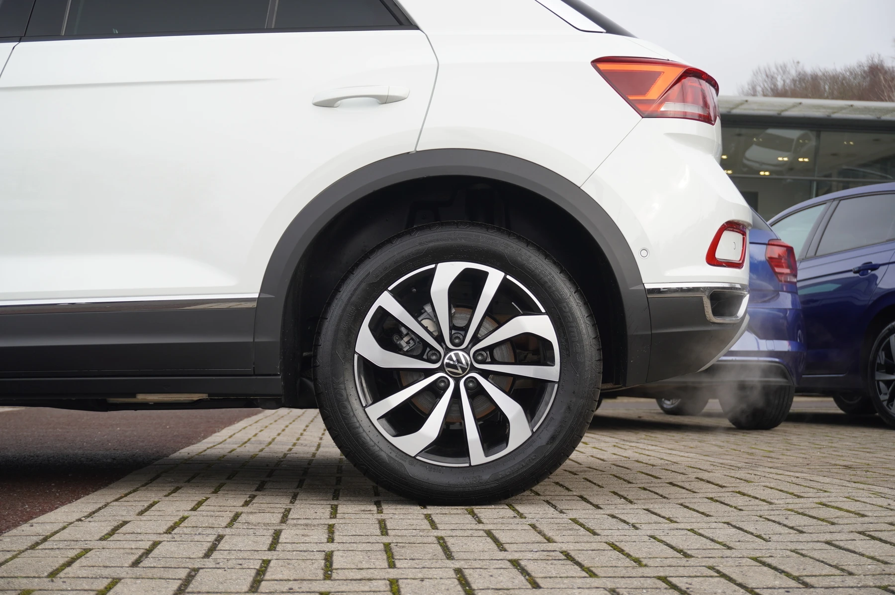 Volkswagen-T-Roc-image-20