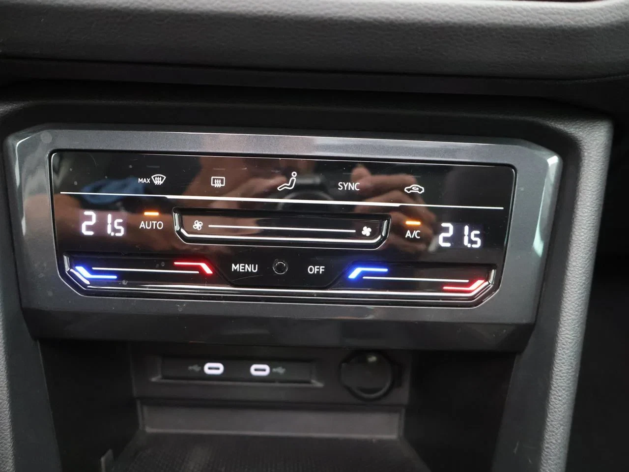 Volkswagen-Tiguan-image-14
