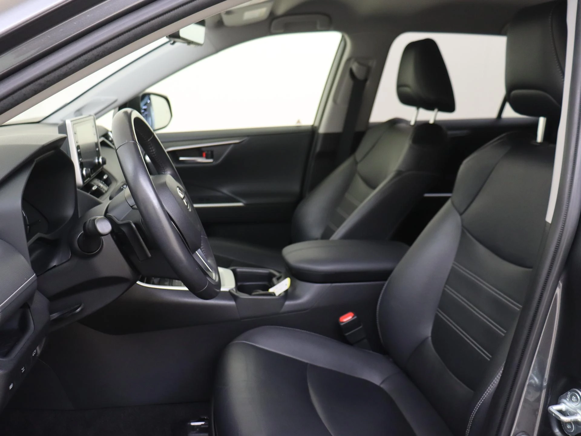 Toyota-RAV4-image-14