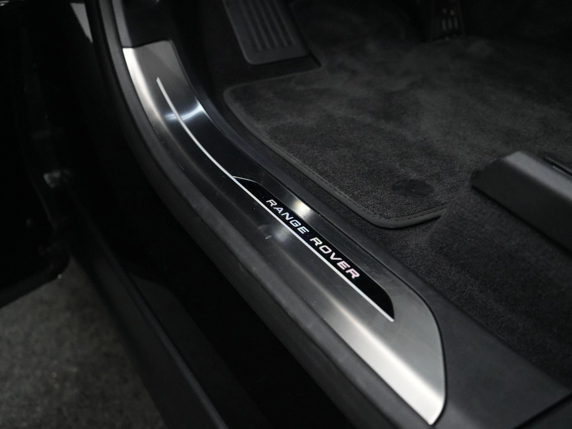 Land Rover-Range Rover Sport-image-35