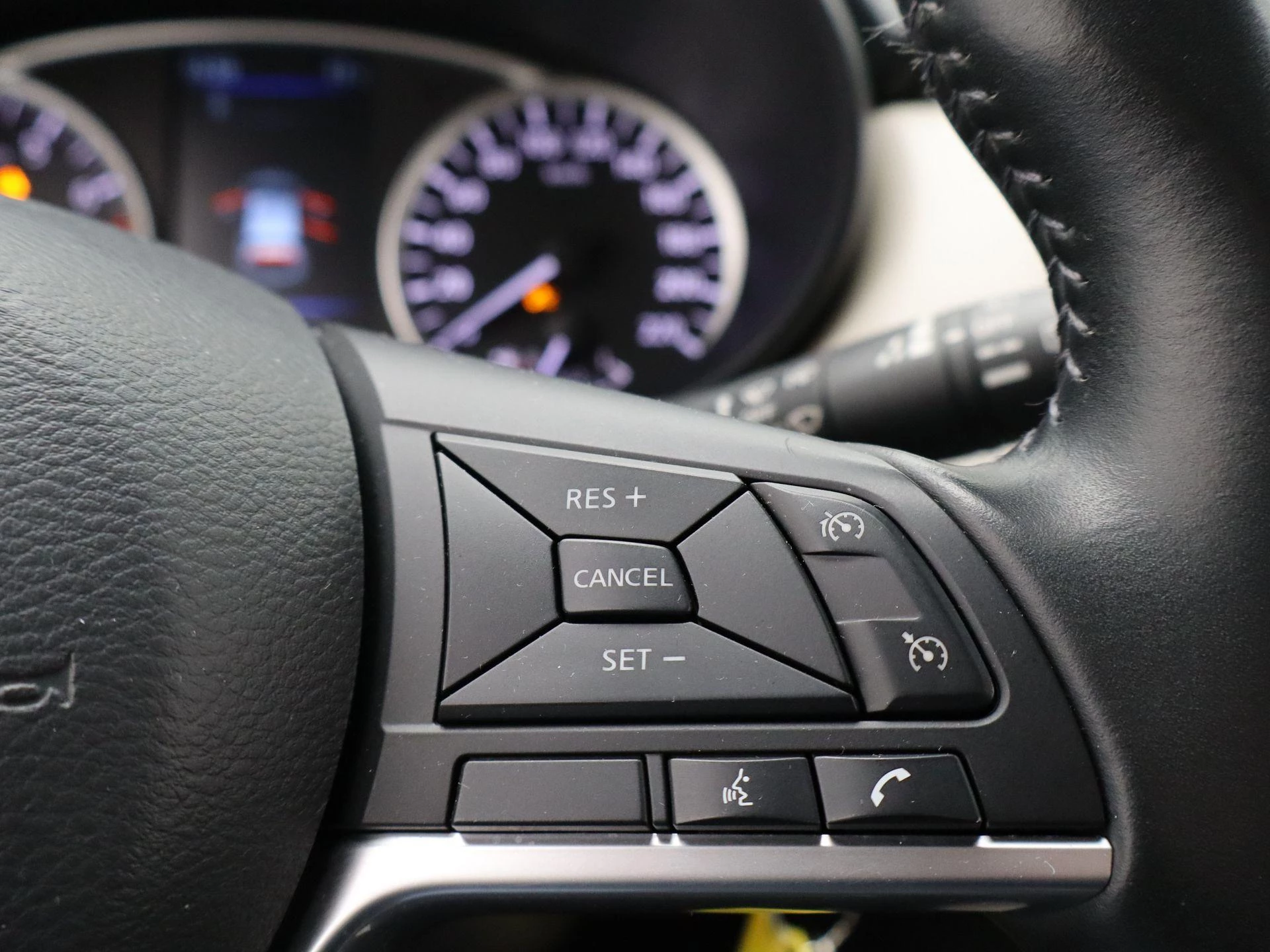 Nissan-Micra-image-29