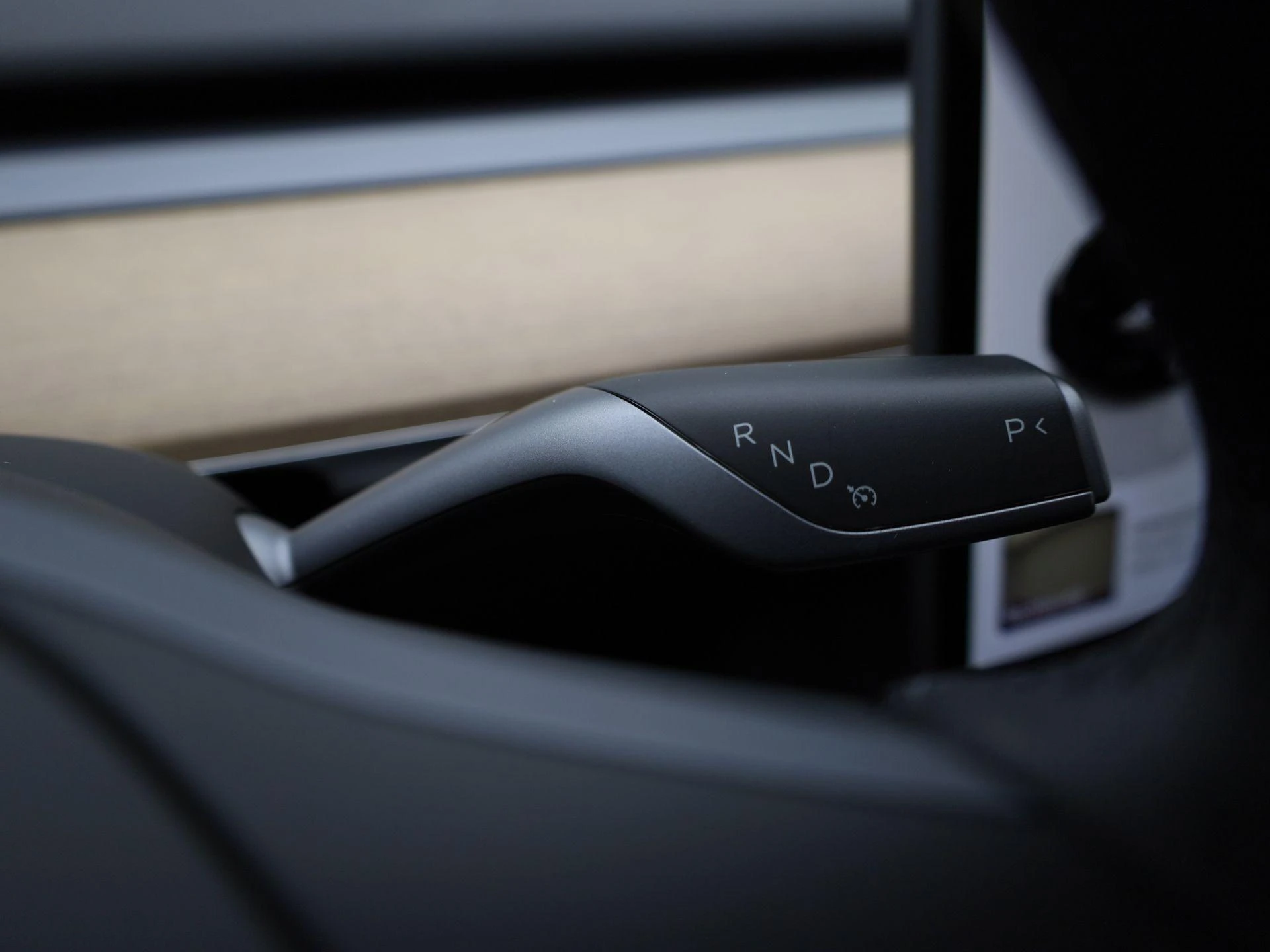 Tesla-Model Y-image-18