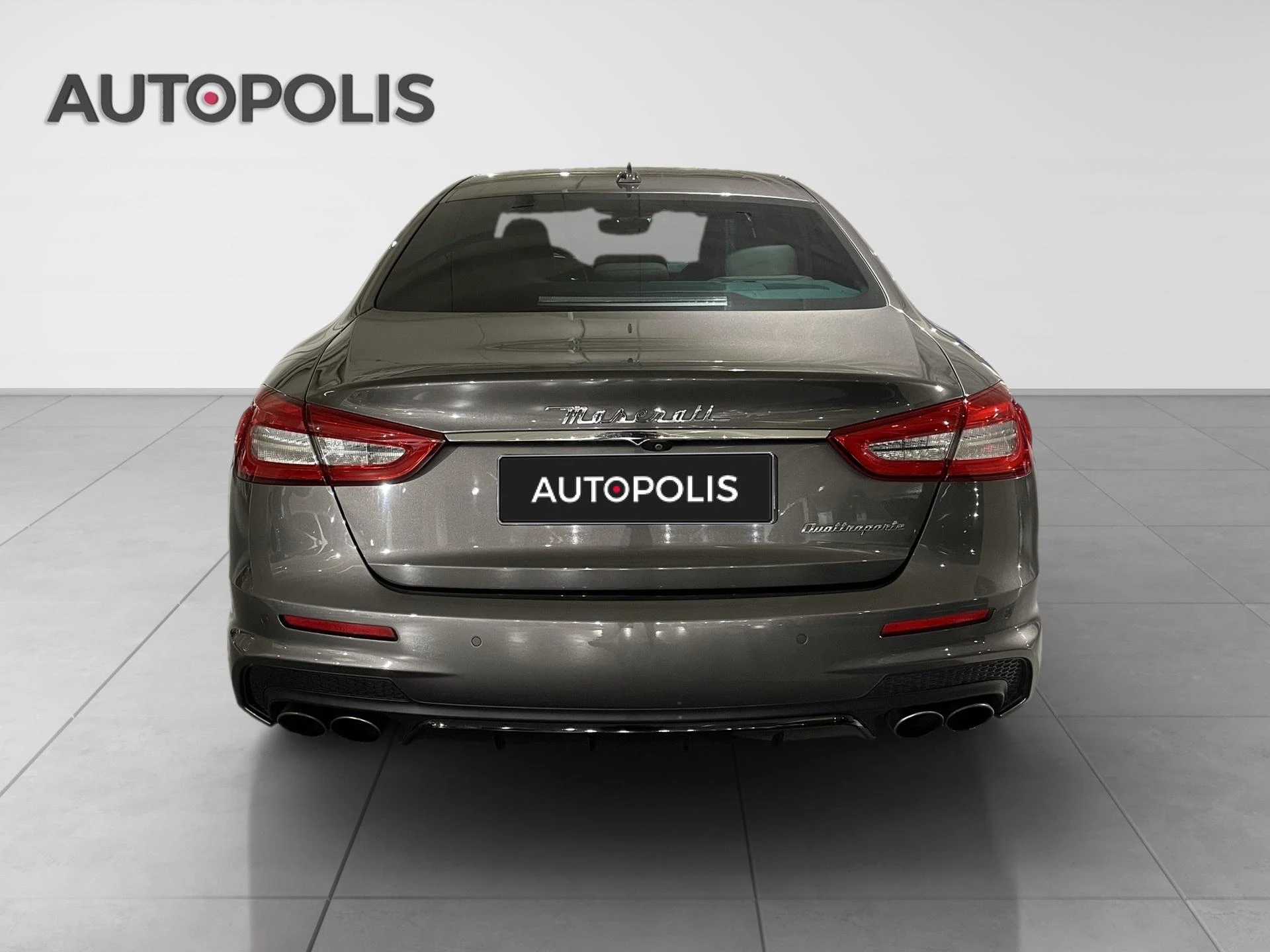 Maserati-Quattroporte-image-17