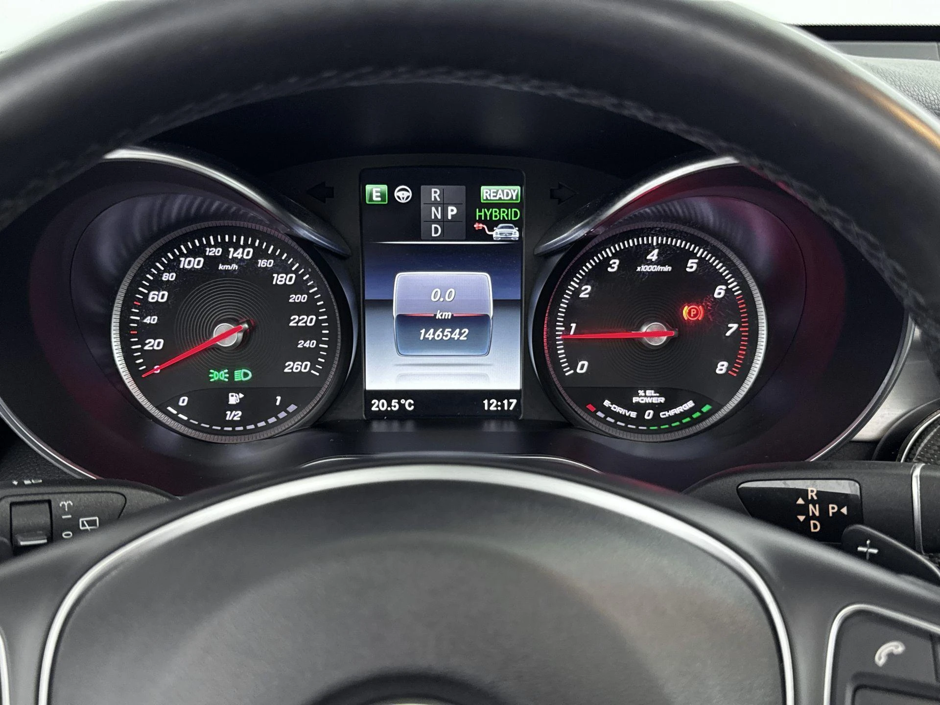 Mercedes-Benz-GLC-image-8