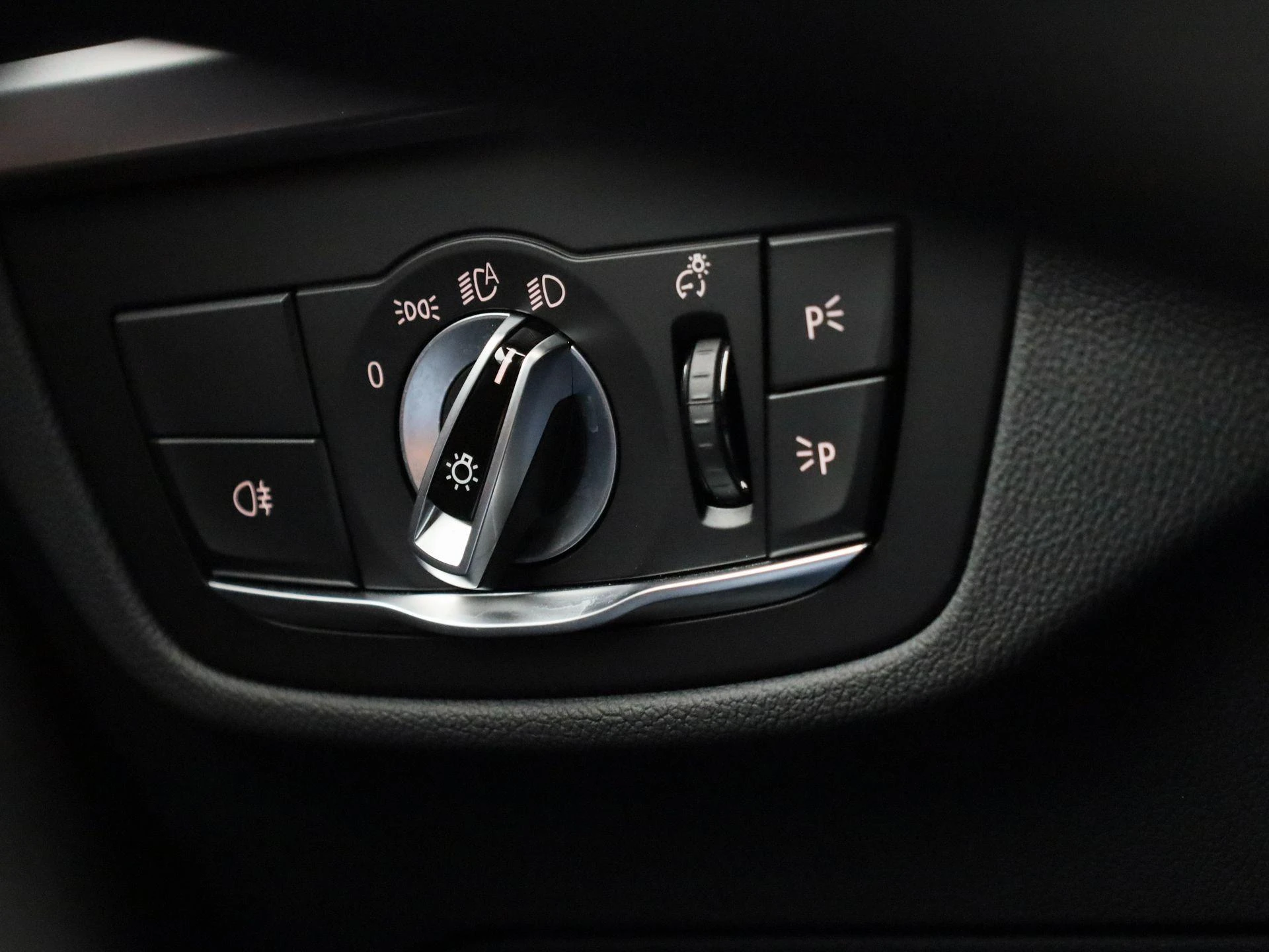 BMW-iX3-image-24