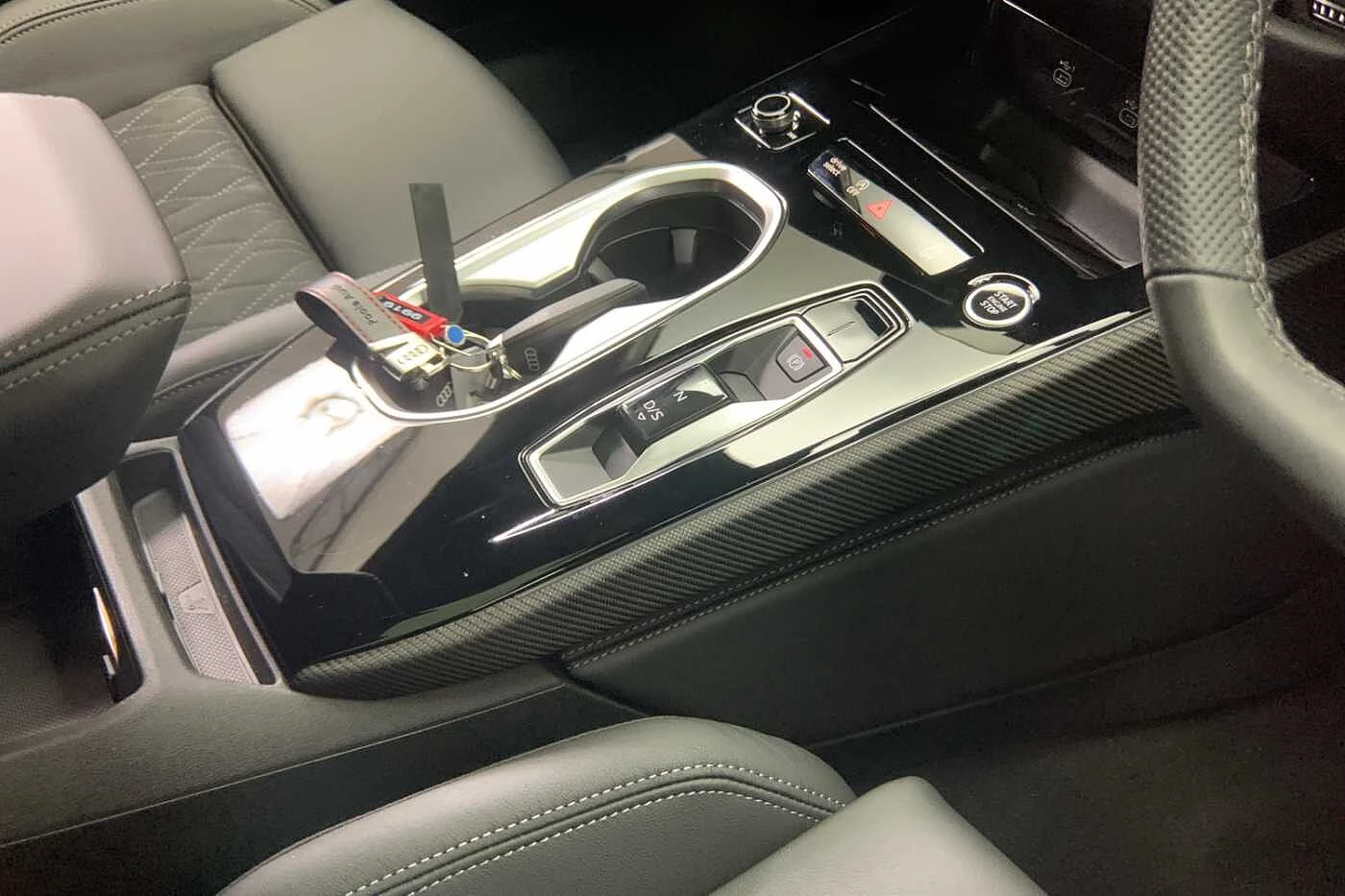 Audi-A6-image-7