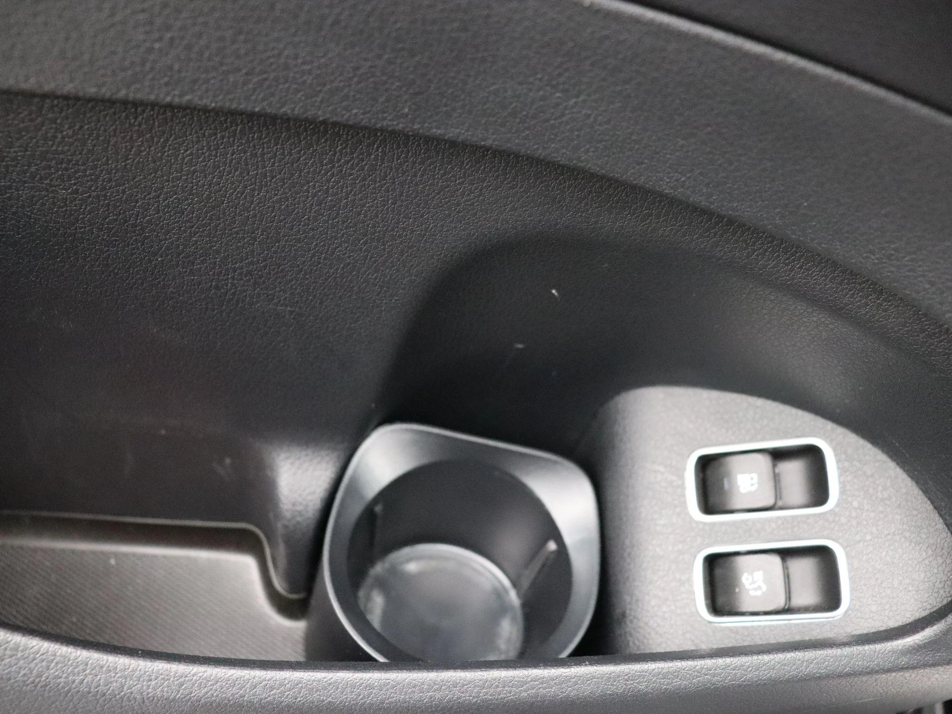 Mercedes-Benz-GLE-image-9