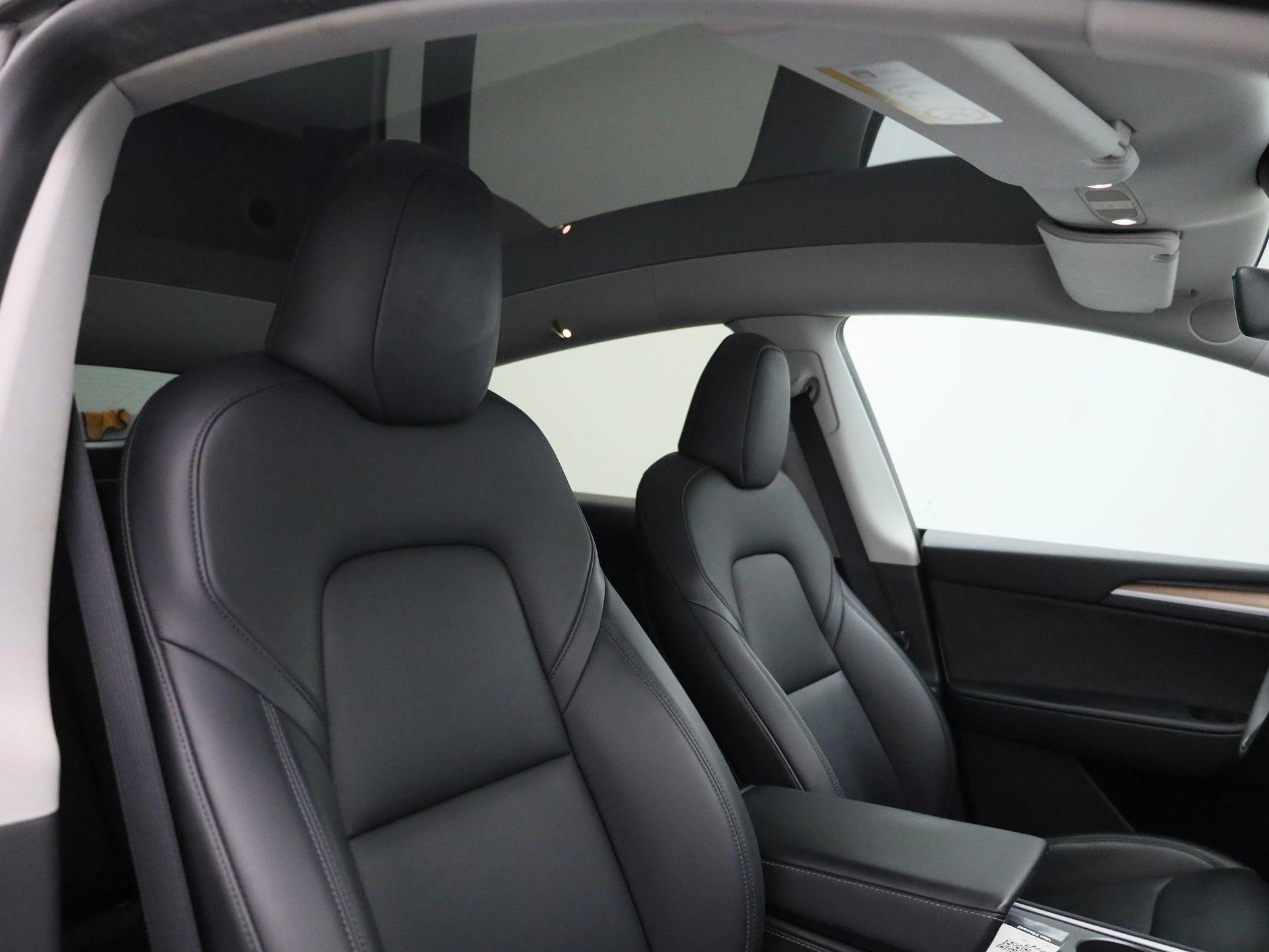 Tesla-Model Y-image-33