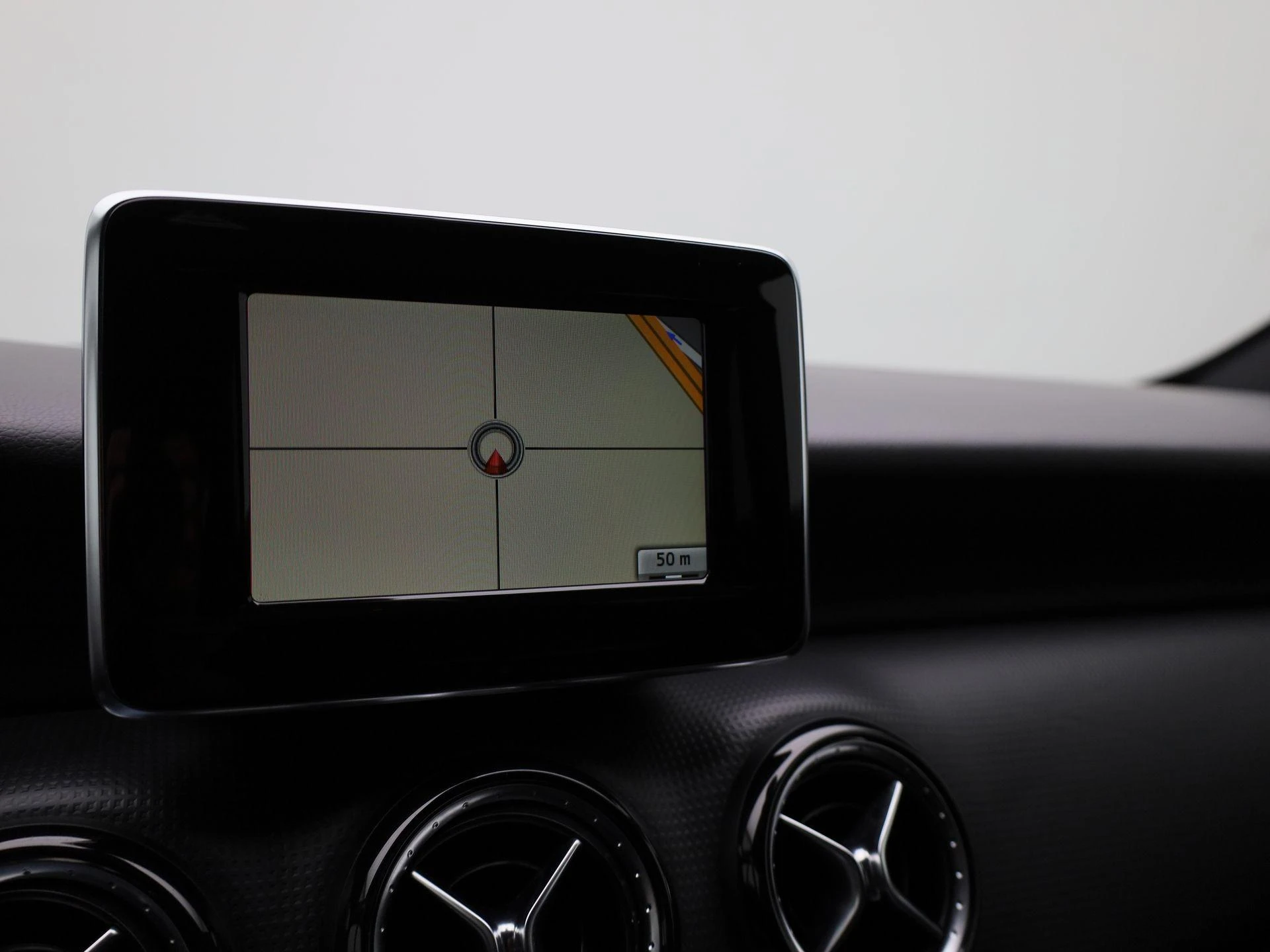 Mercedes-Benz-A-Klasse-image-16