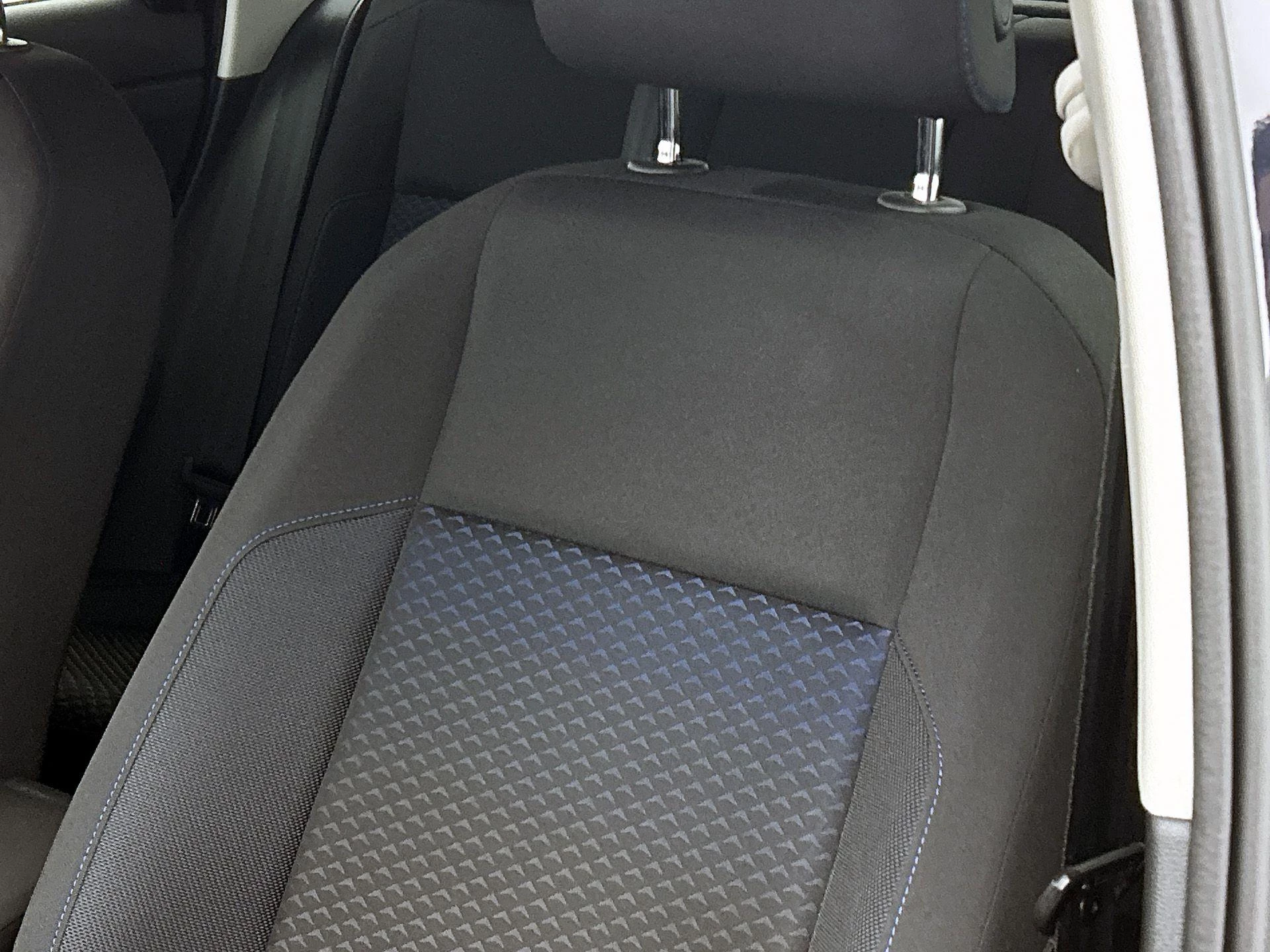 Volkswagen-Polo-image-14