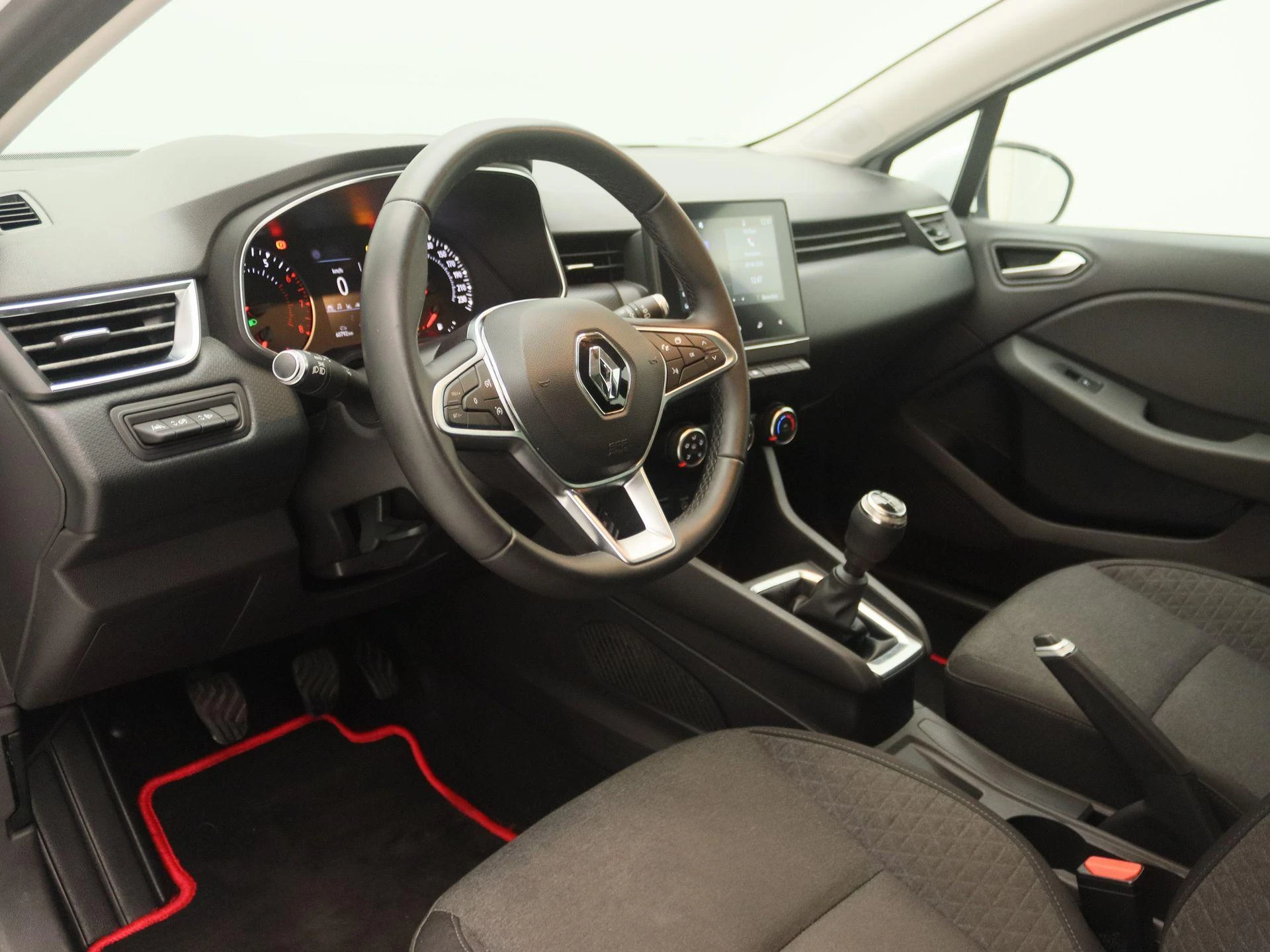 Renault-Clio-image-20