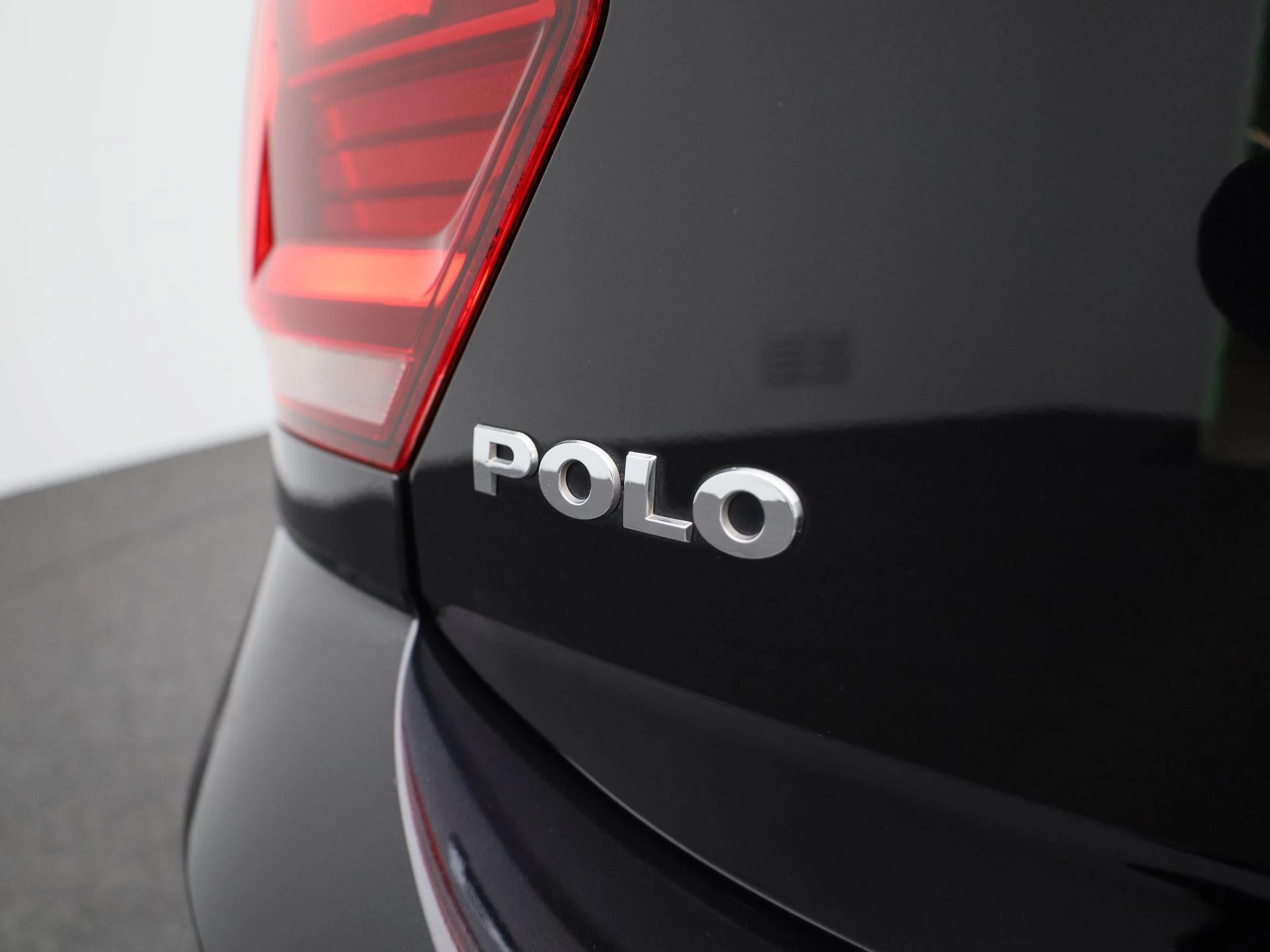 Volkswagen-Polo-image-24