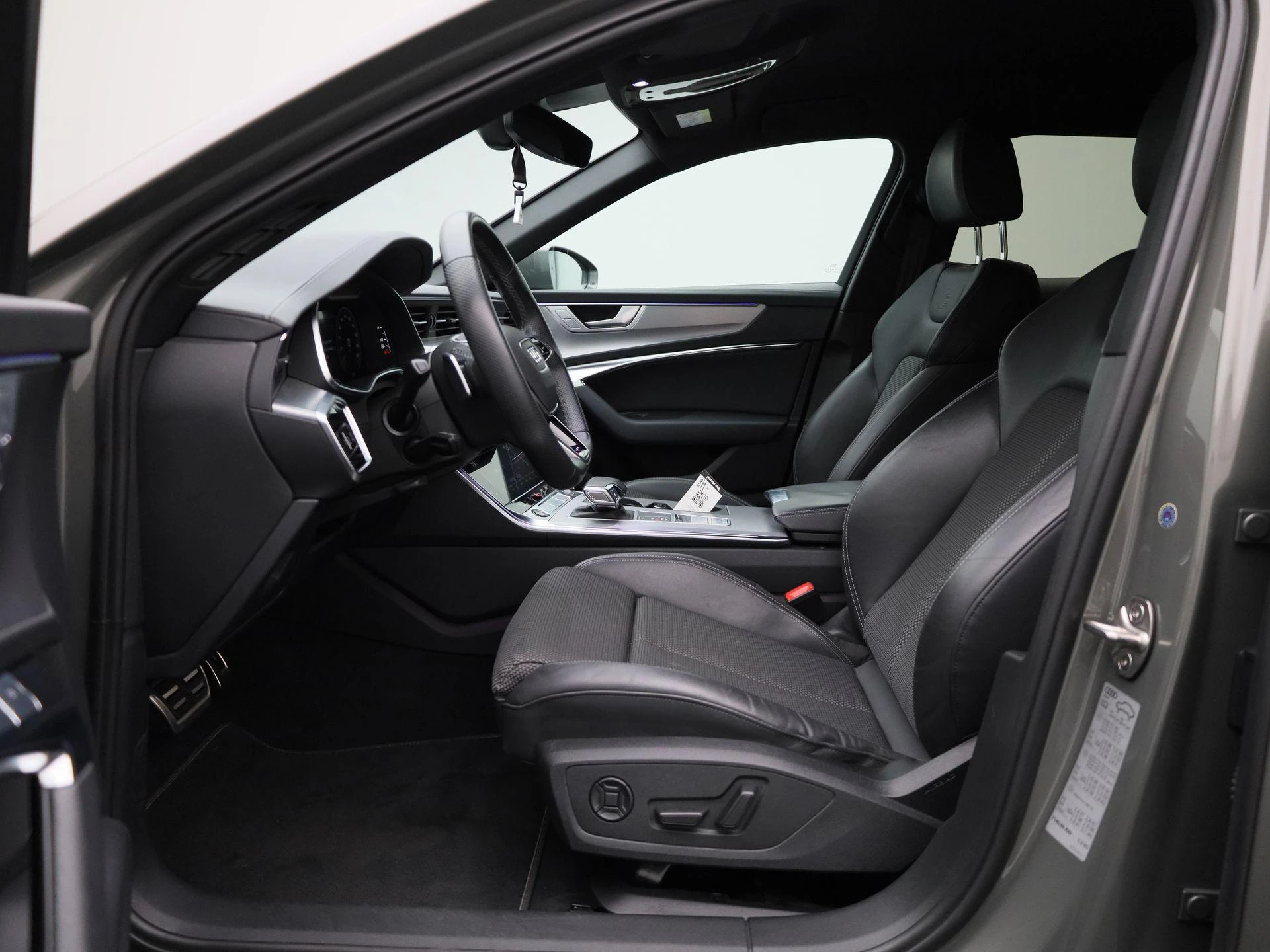 Audi-A6-image-10