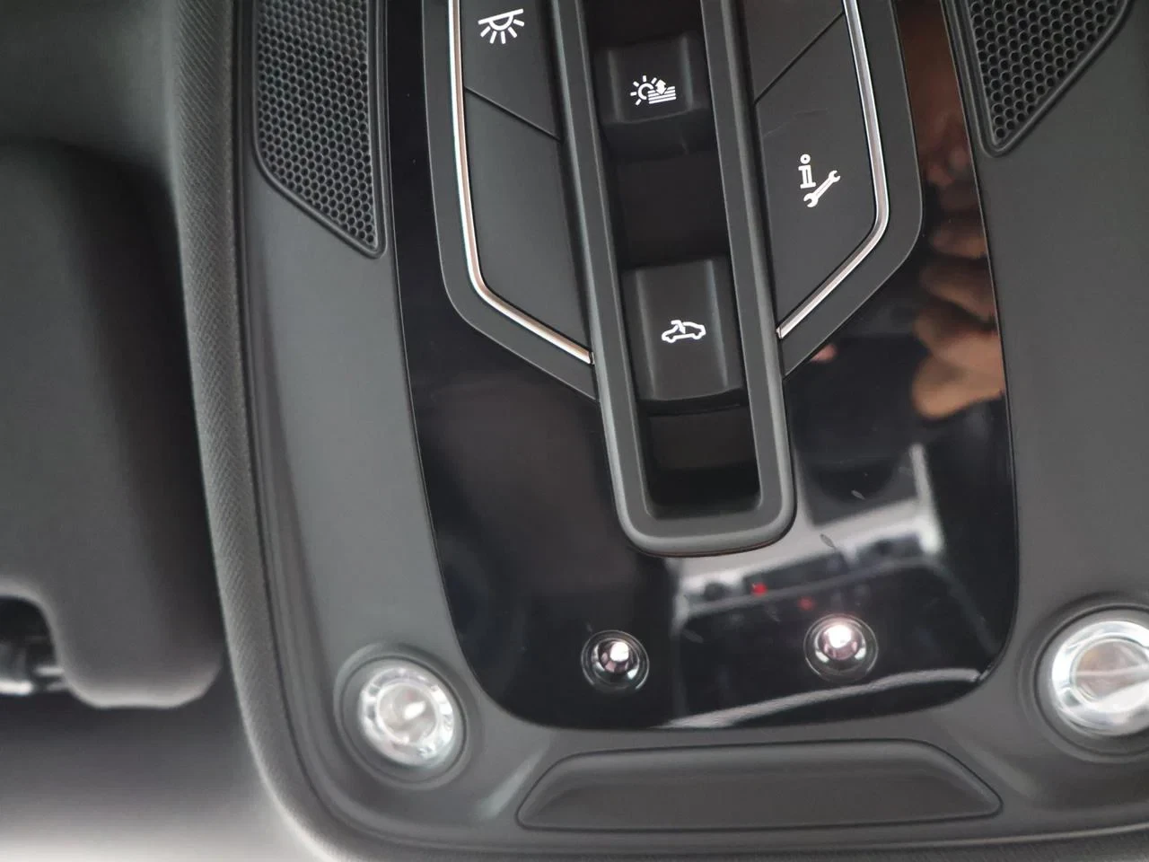 Audi-A6-image-27