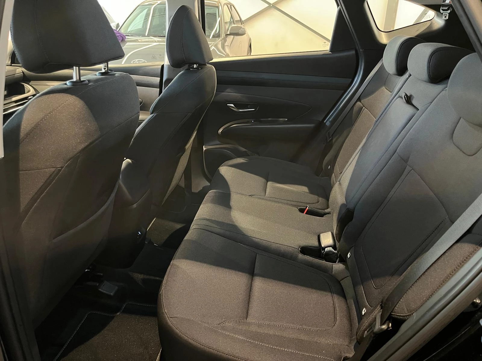 Hyundai-Tucson Hybrid-image-13