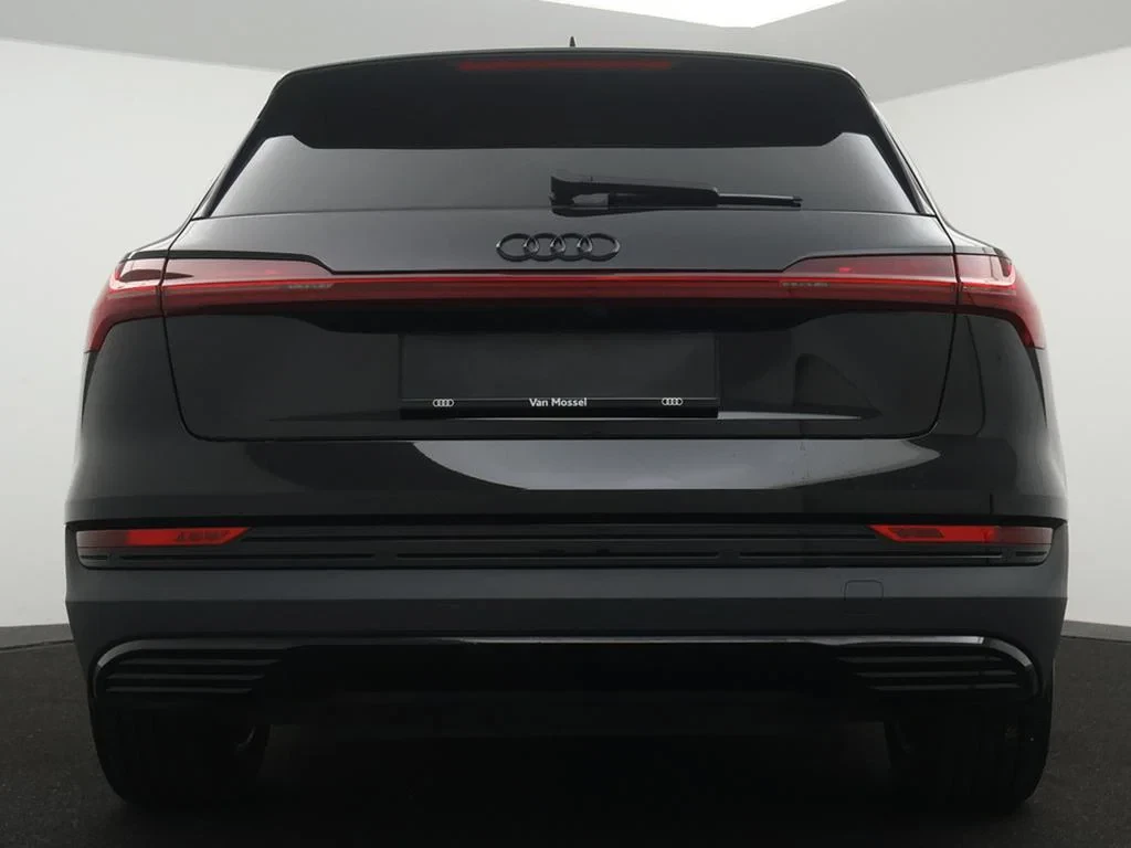 Audi-e-tron-image-3
