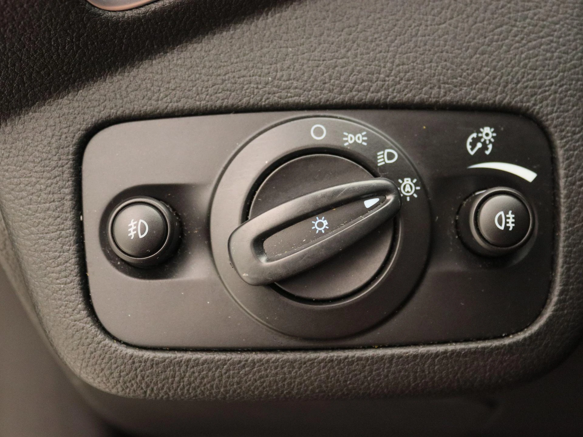 Ford-Kuga-image-21