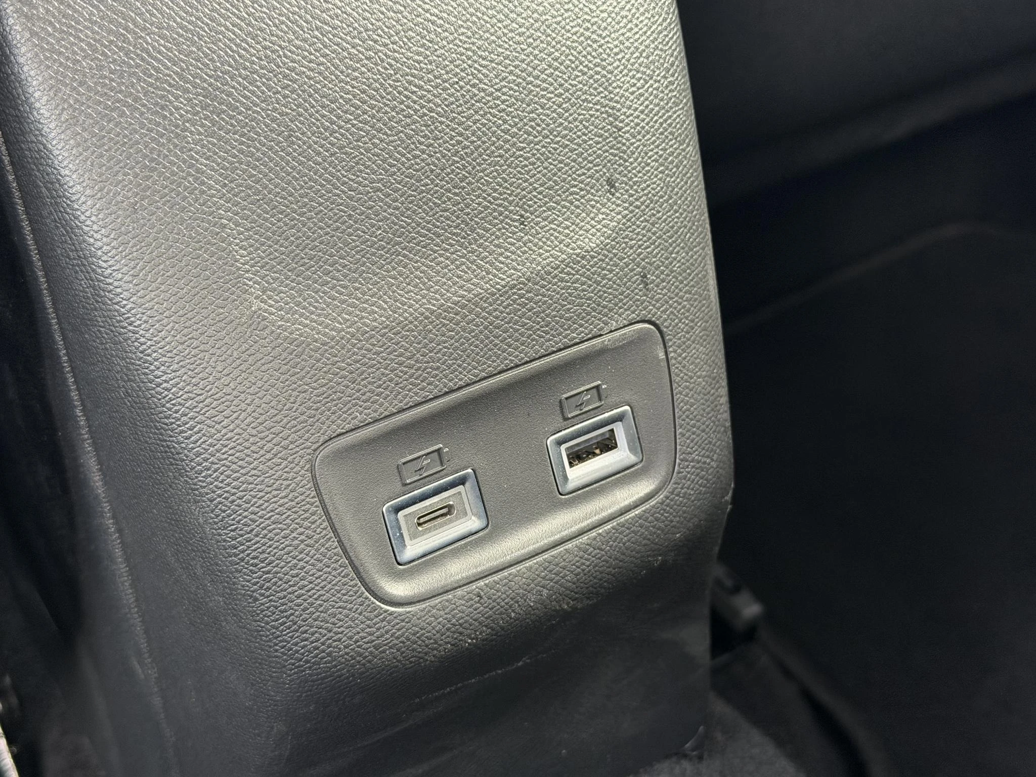 Peugeot-208-image-23