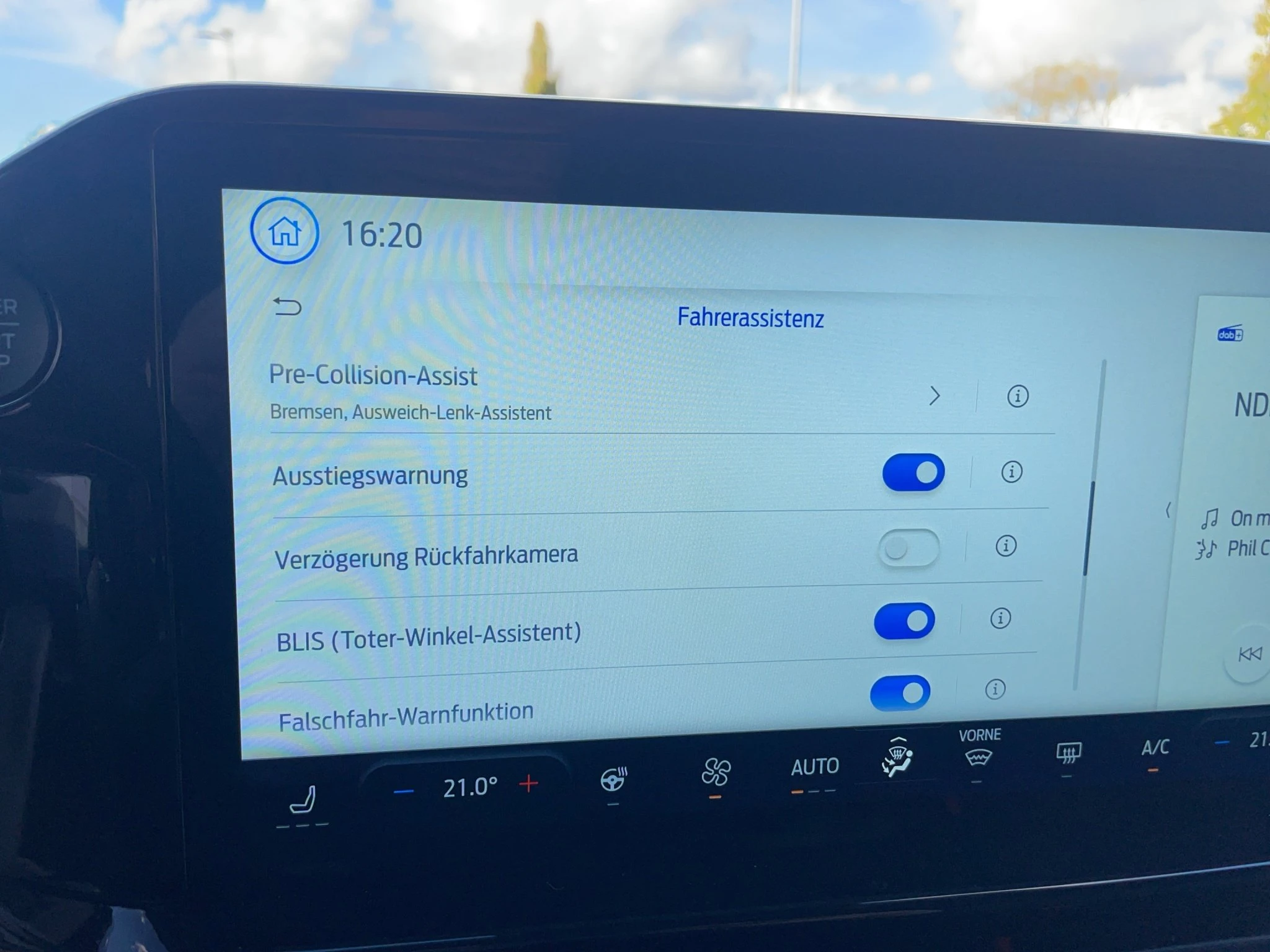 Ford-Tourneo Custom-image-22