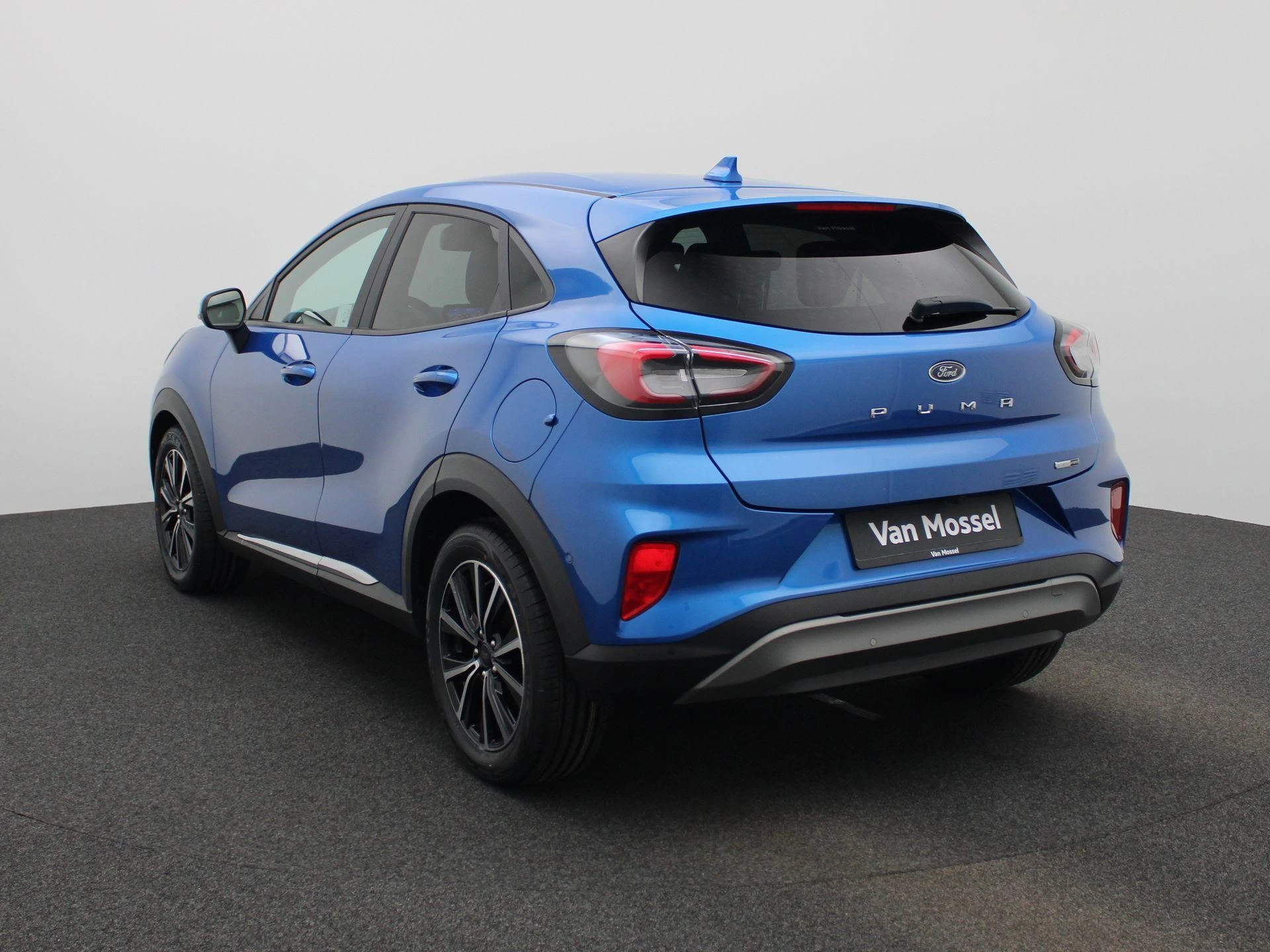 Ford Puma 1.0i Ecoboost mHEV 92kW Titanium