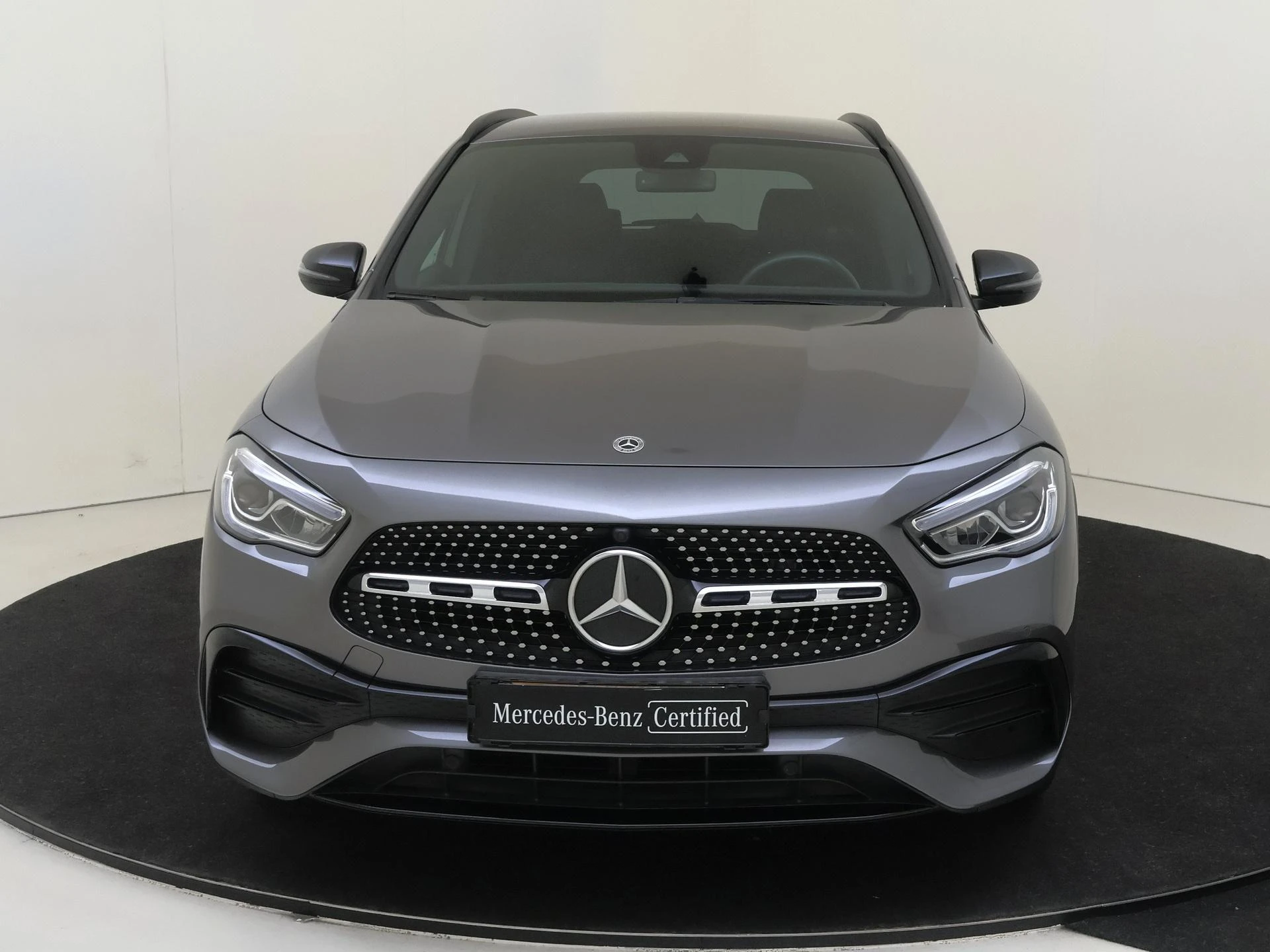 Mercedes-Benz-GLA-image-5