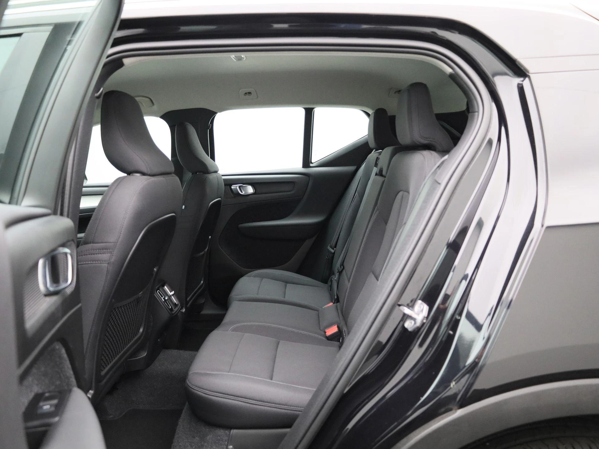 Volvo-XC40-image-9