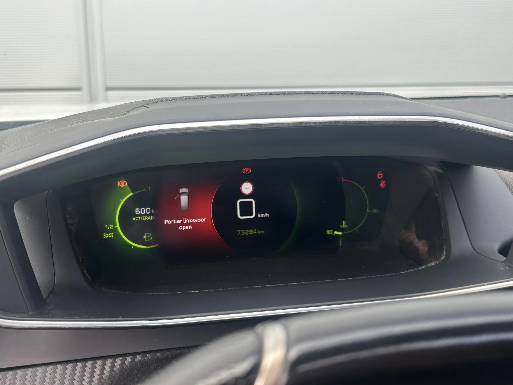 Peugeot-2008-image-10