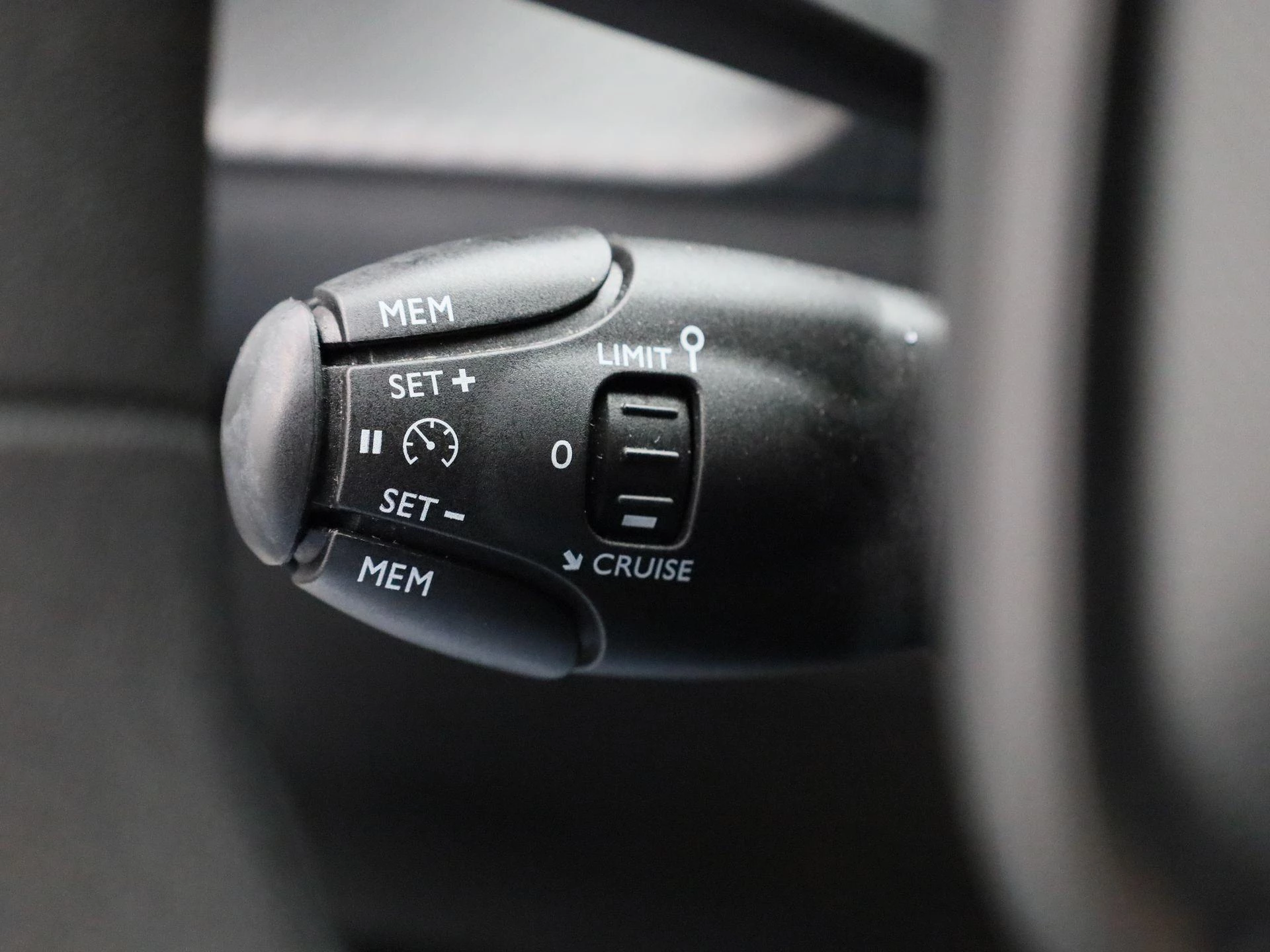 Peugeot 208 1.2 PureTech Like