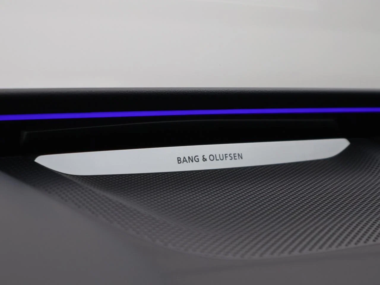 Audi-A6 Avant e-tron-image-21