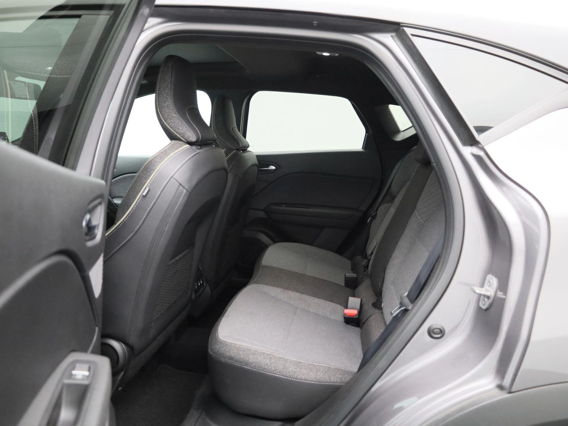 Renault-Captur-image-9