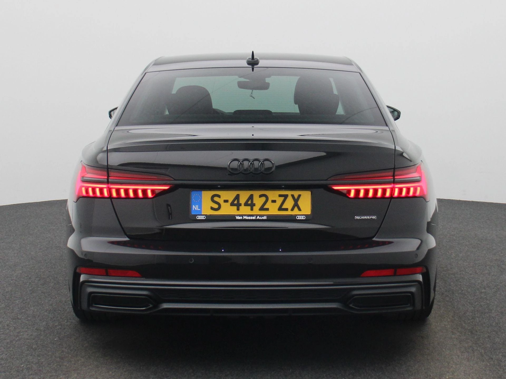 Audi A6 Limousine 55 TFSI e quattro Pro Line S Competition