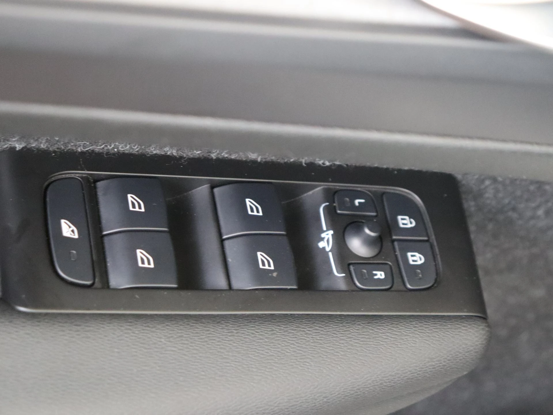 Volvo-XC40-image-25