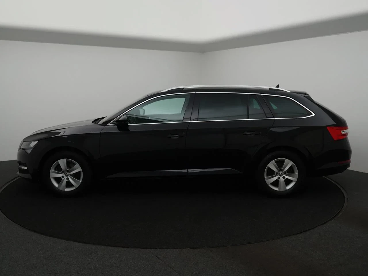 Škoda-Superb-image-18