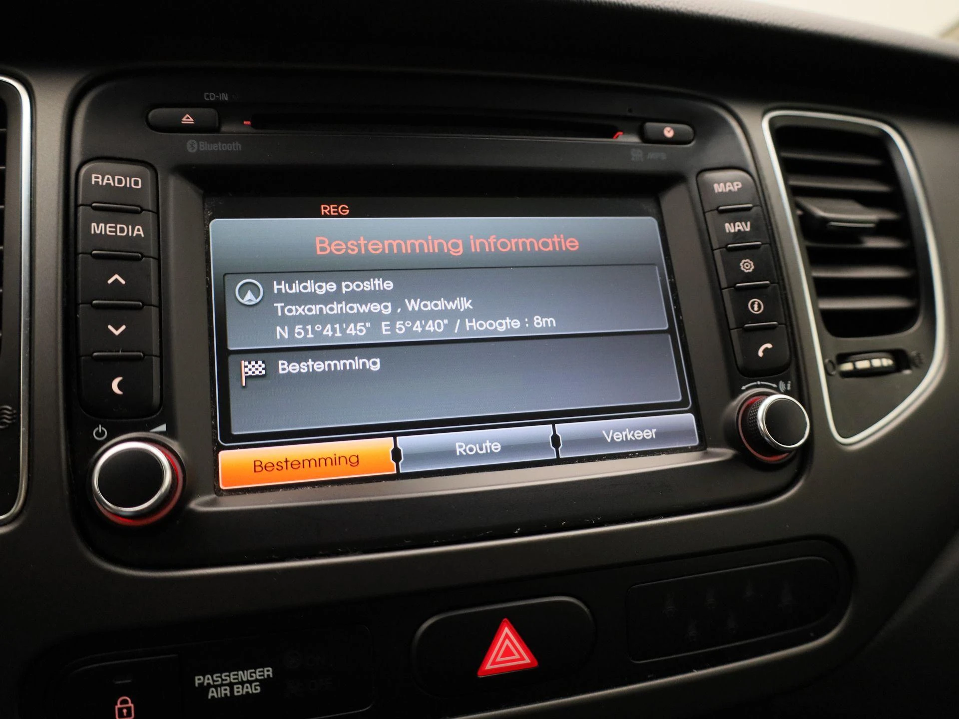 Kia-Carens-image-26