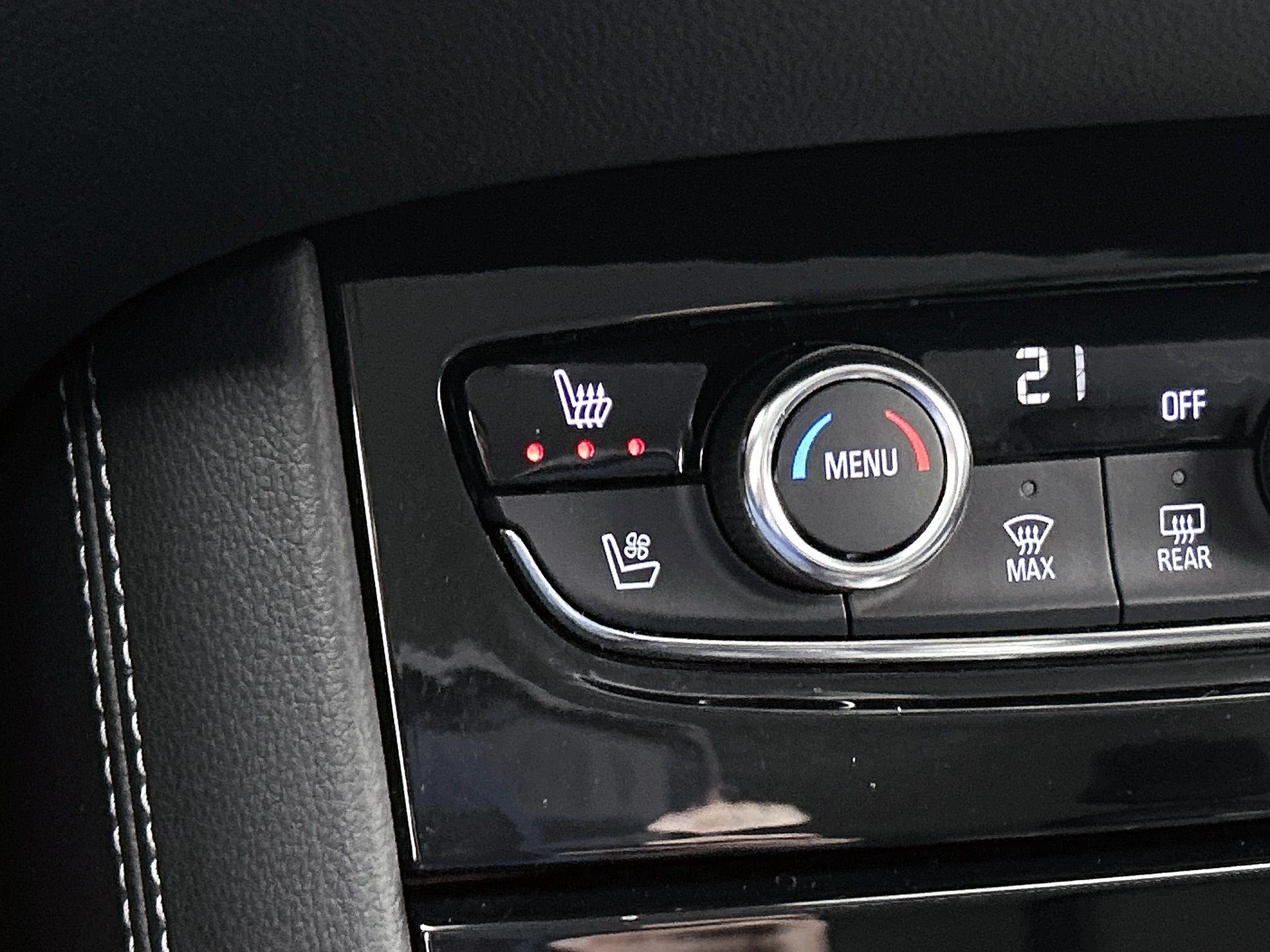 Opel-Grandland X-image-7