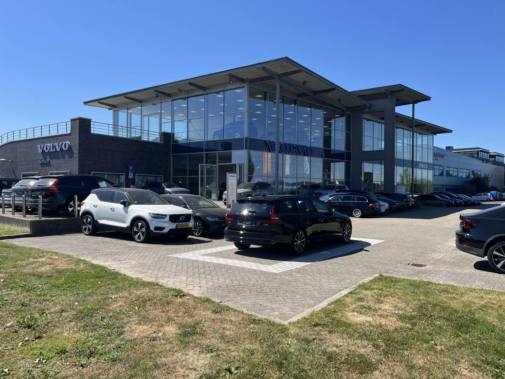 Volvo-V60-image-30