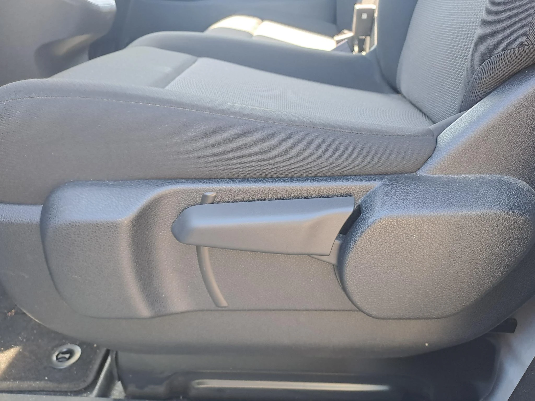 Peugeot-e-Expert-image-10