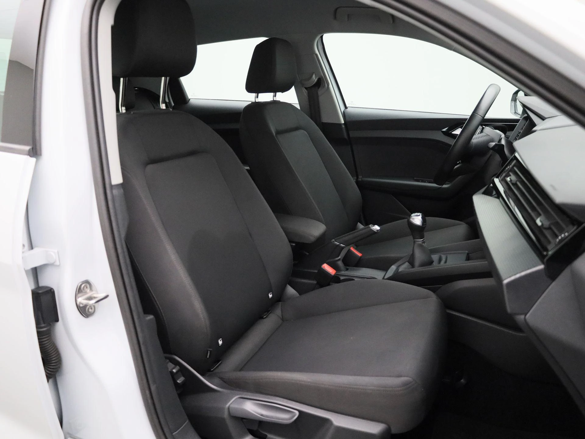 Audi-A1 Sportback-image-33