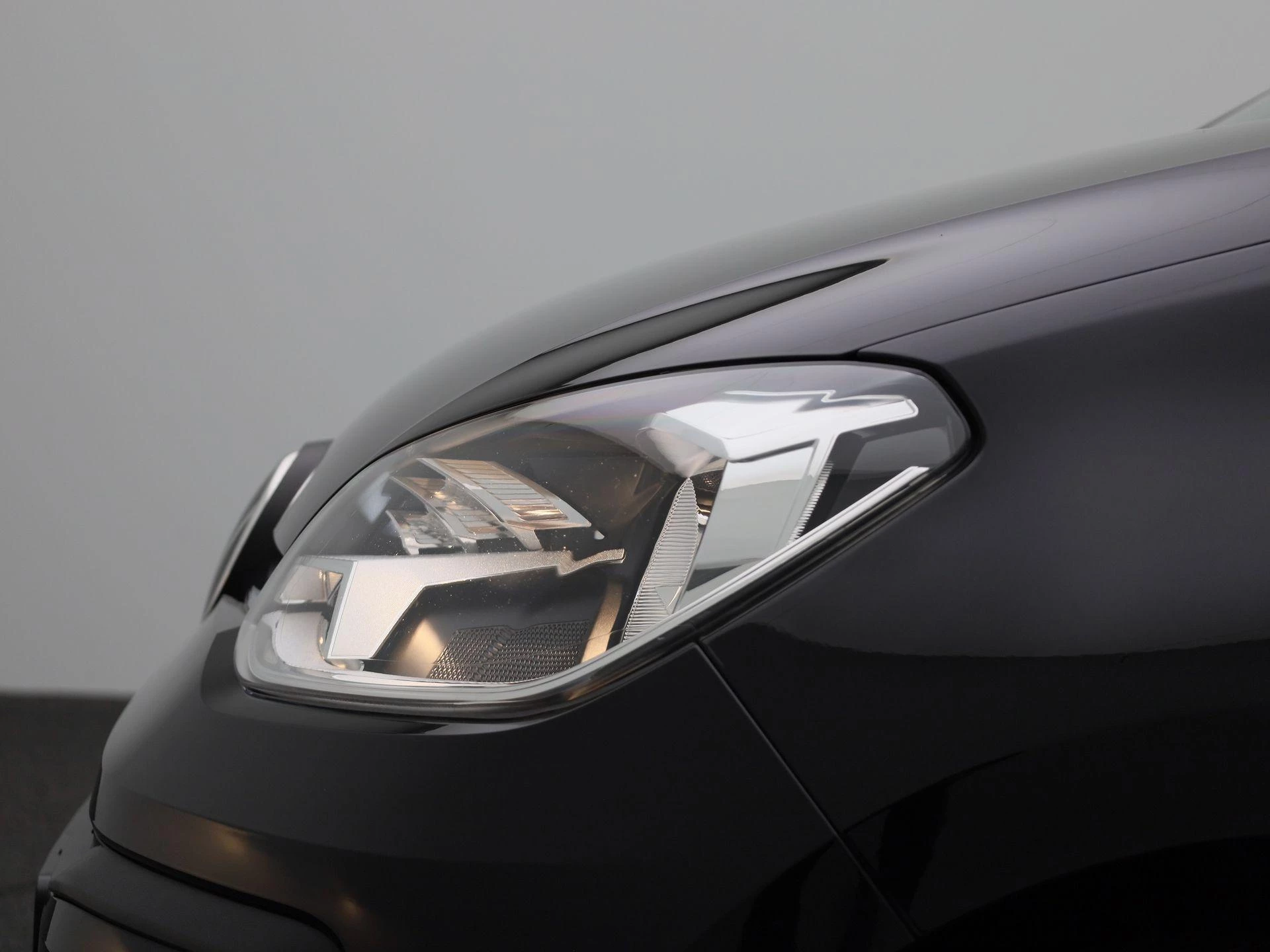 Volkswagen-up!-image-14