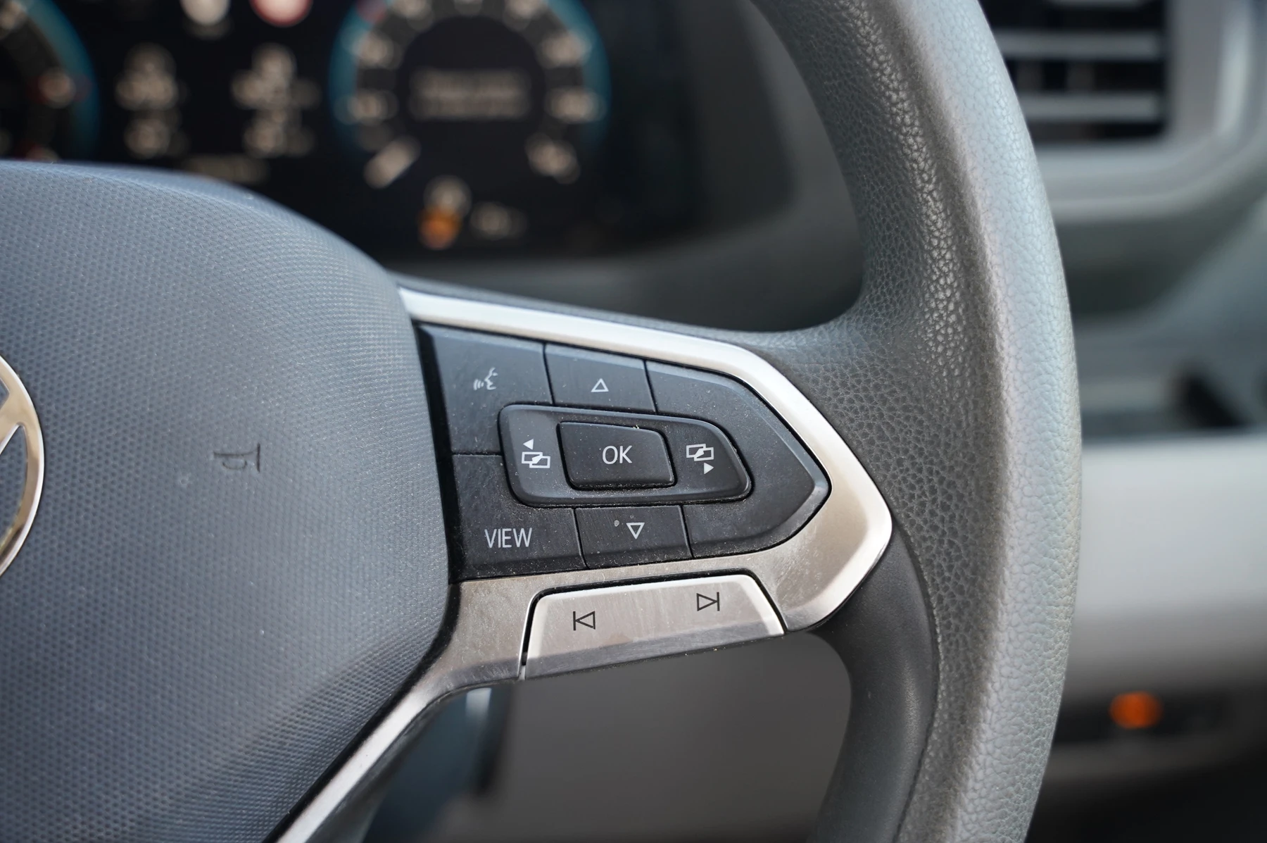 Volkswagen-Crafter-image-14