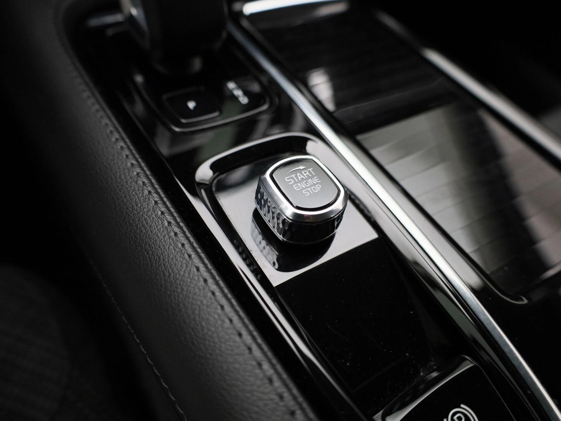 Volvo-V60-image-27