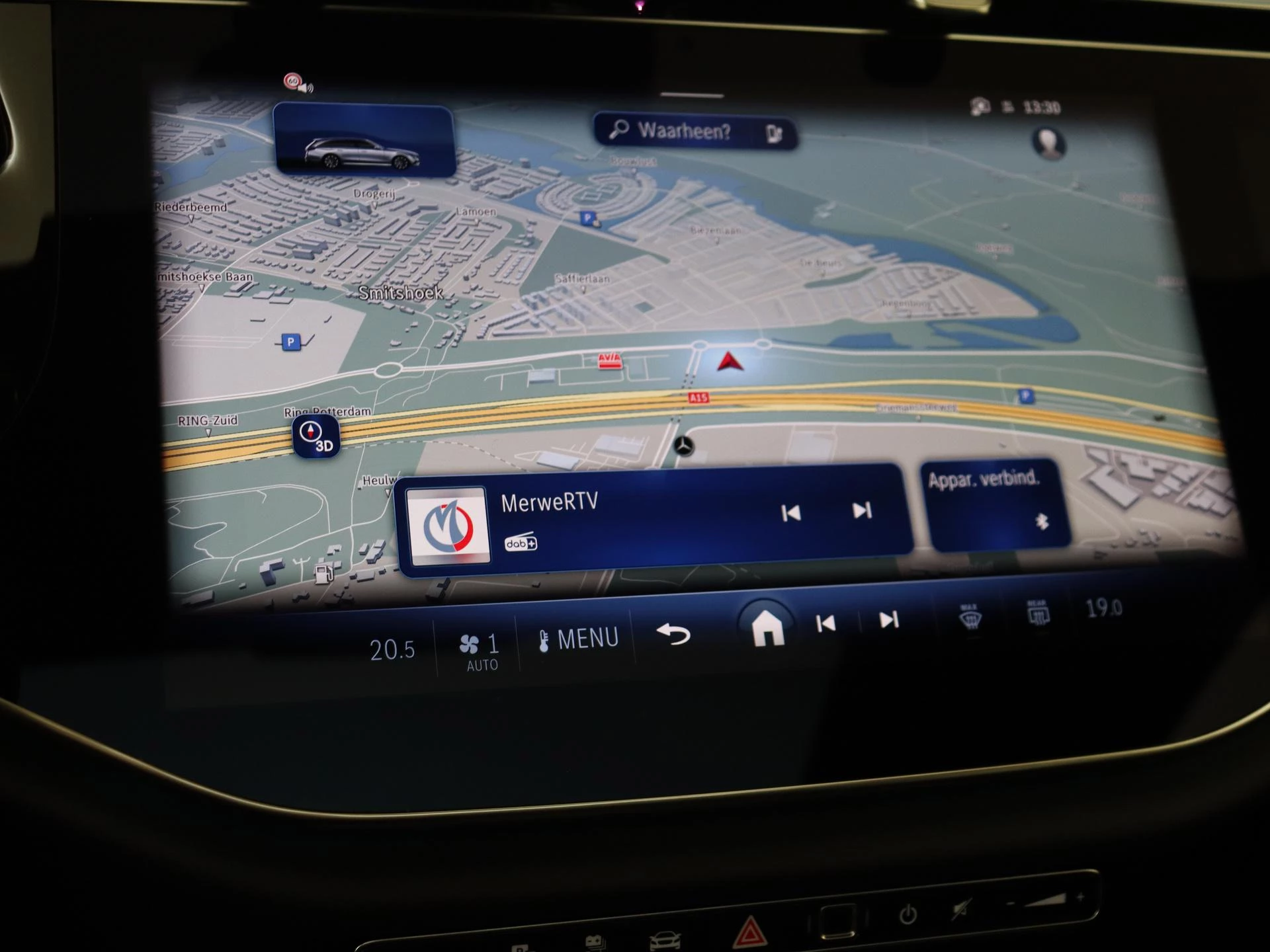 Mercedes-Benz-E-Klasse-image-16