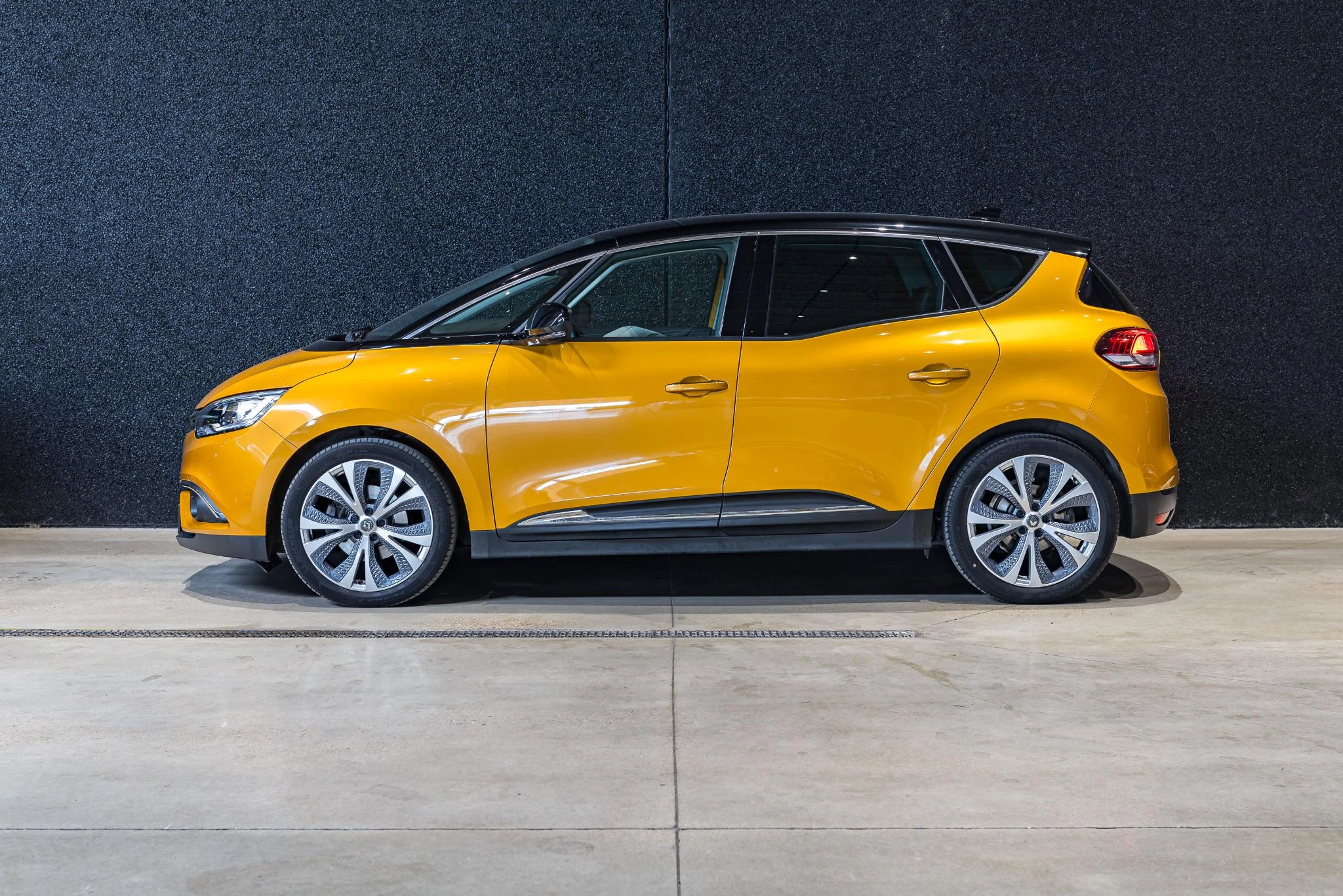 Renault-Scénic-image-3