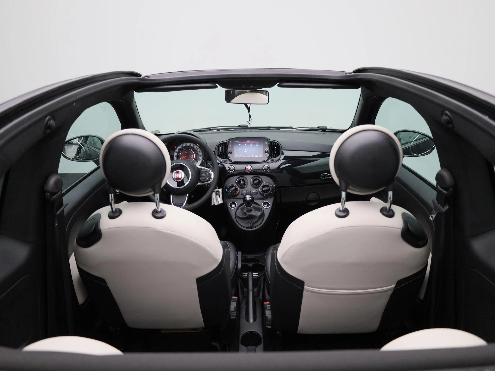 Fiat-500C-image-32