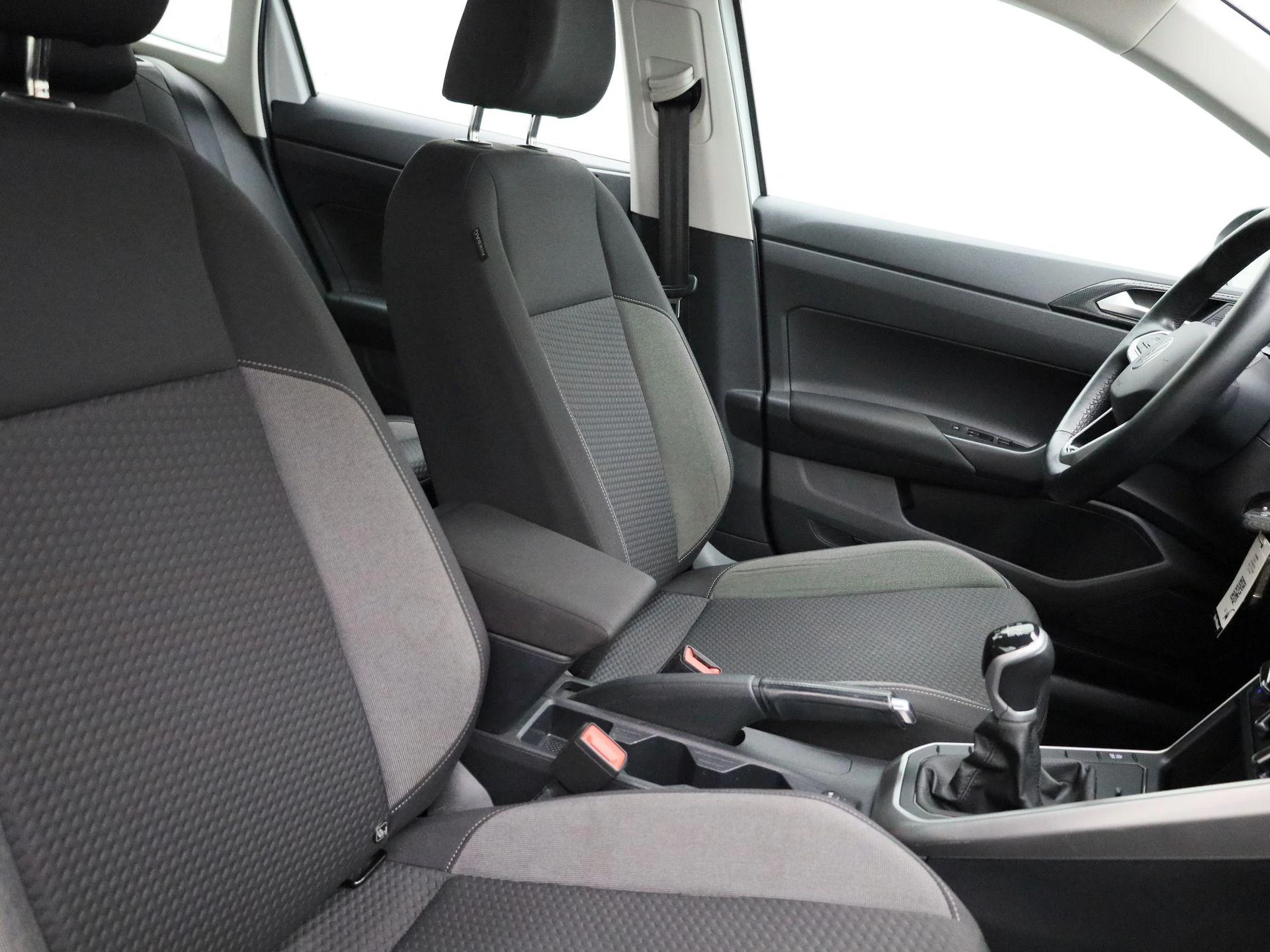 Volkswagen-Taigo-image-26